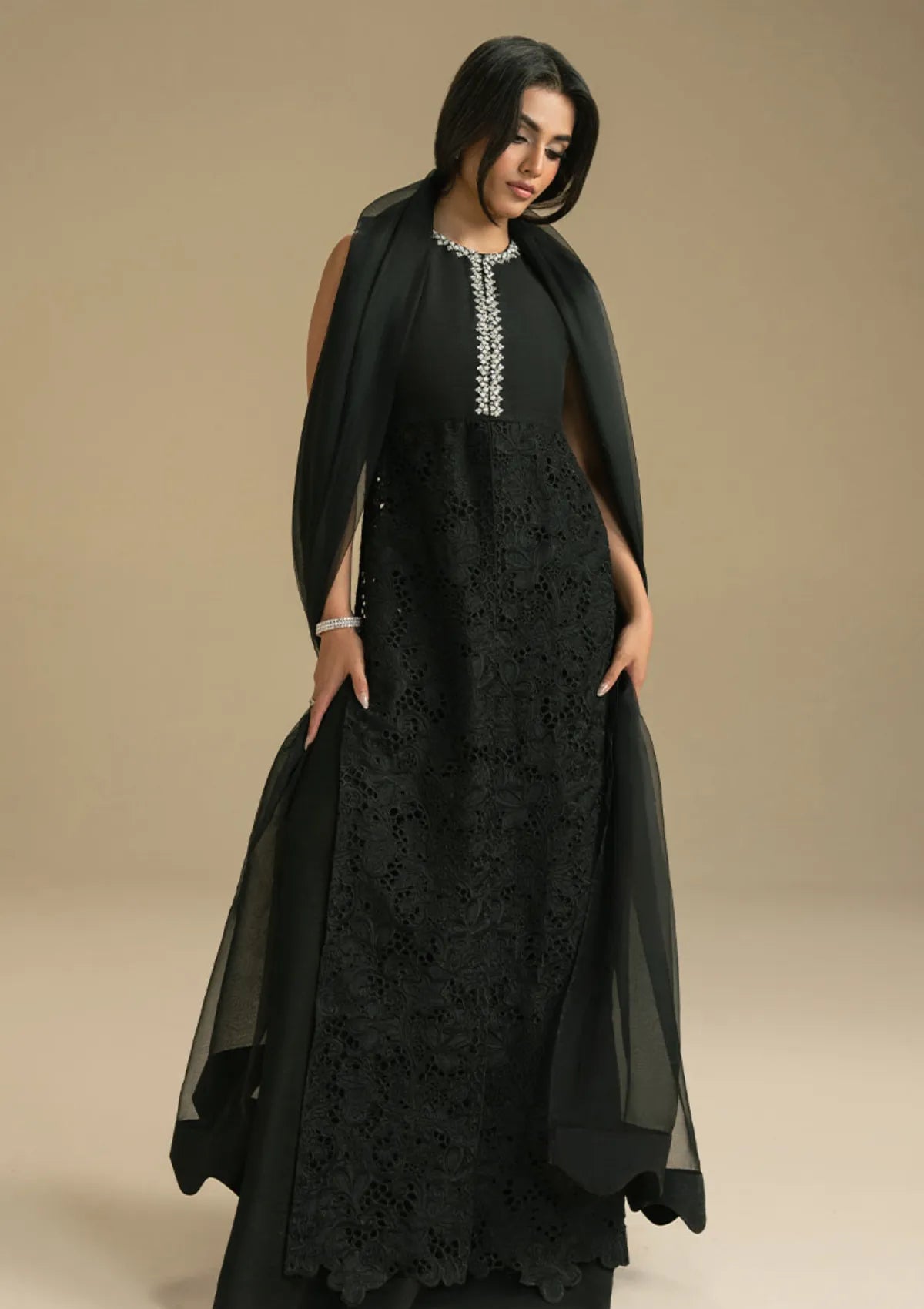 mohsin-saeed-fabrics-designer-daily-wear-formal-and-wedding-suits-within-budget-This-product-is-from-khakaa-evrin-luxe-pret-25-d-04-panache-is-available-on-Mohsin-saeed-fabrics-website.