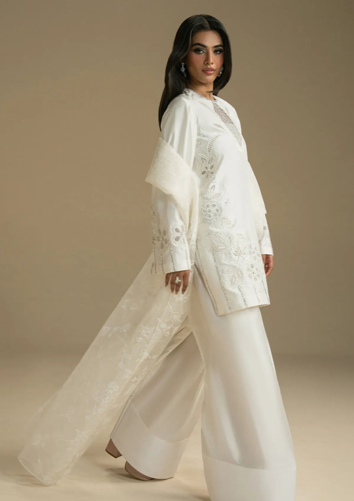 mohsin-saeed-fabrics-designer-daily-wear-formal-and-wedding-suits-within-budget-This-product-is-from-khakaa-evrin-luxe-pret-25-d-05-voile-is-available-on-Mohsin-saeed-fabrics-website.