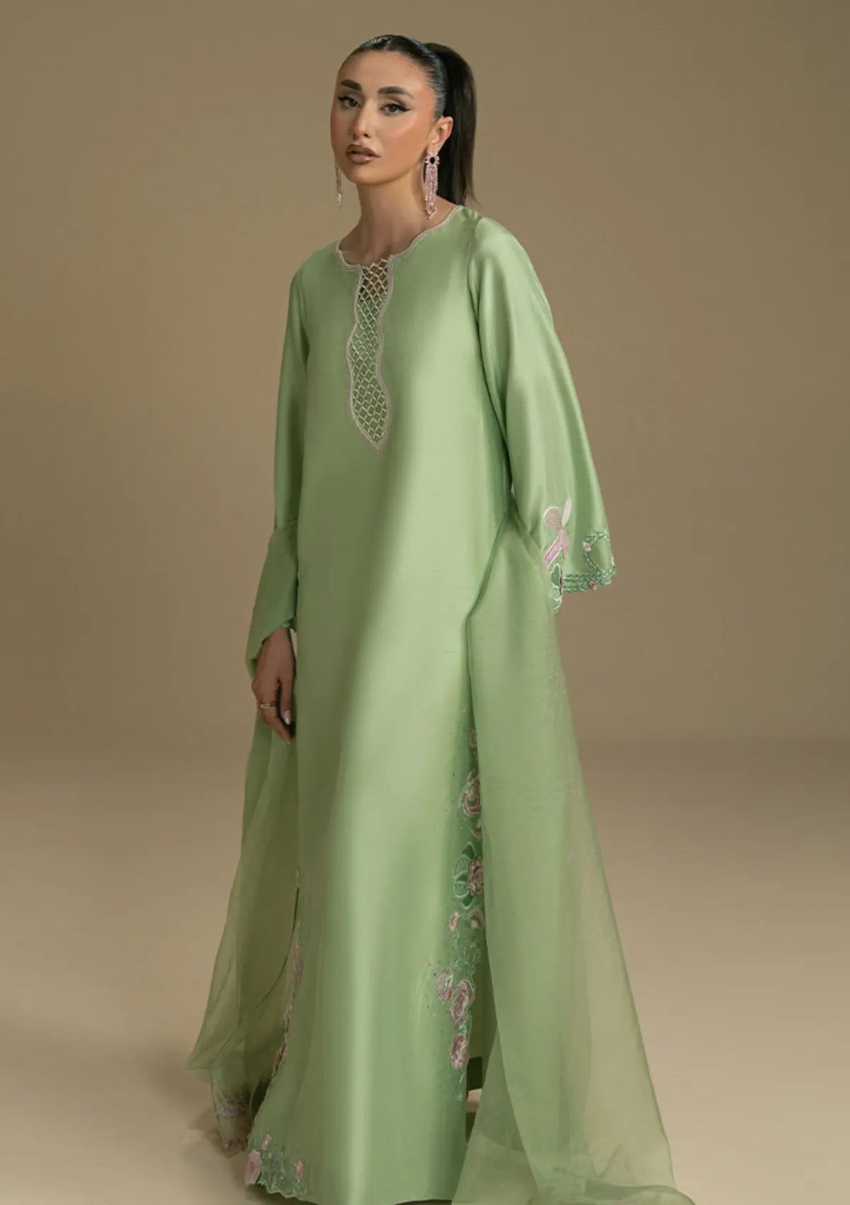 mohsin-saeed-fabrics-designer-daily-wear-formal-and-wedding-suits-within-budget-This-product-is-from-khakaa-evrin-luxe-pret-25-d-06-zelee-is-available-on-Mohsin-saeed-fabrics-website.
