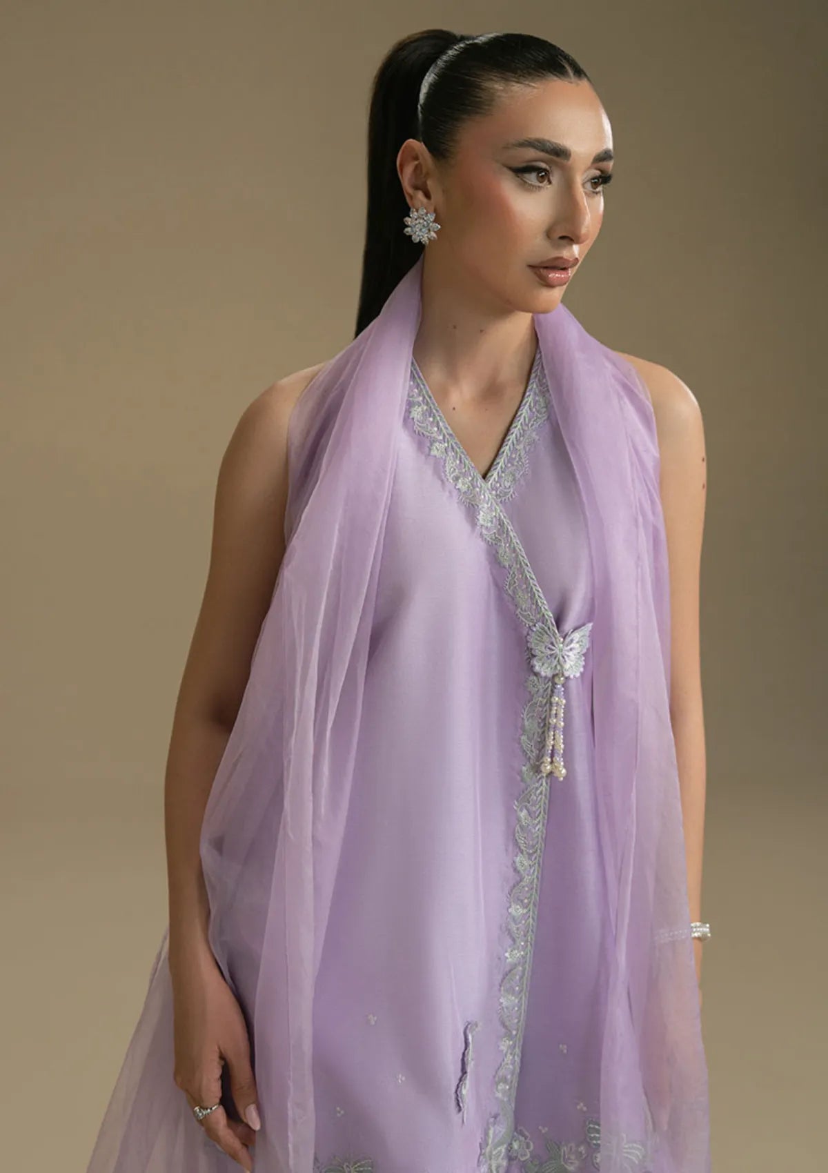 mohsin-saeed-fabrics-designer-daily-wear-formal-and-wedding-suits-within-budget-This-product-is-from-khakaa-evrin-luxe-pret-25-d-09-luneva-is-available-on-Mohsin-saeed-fabrics-website.