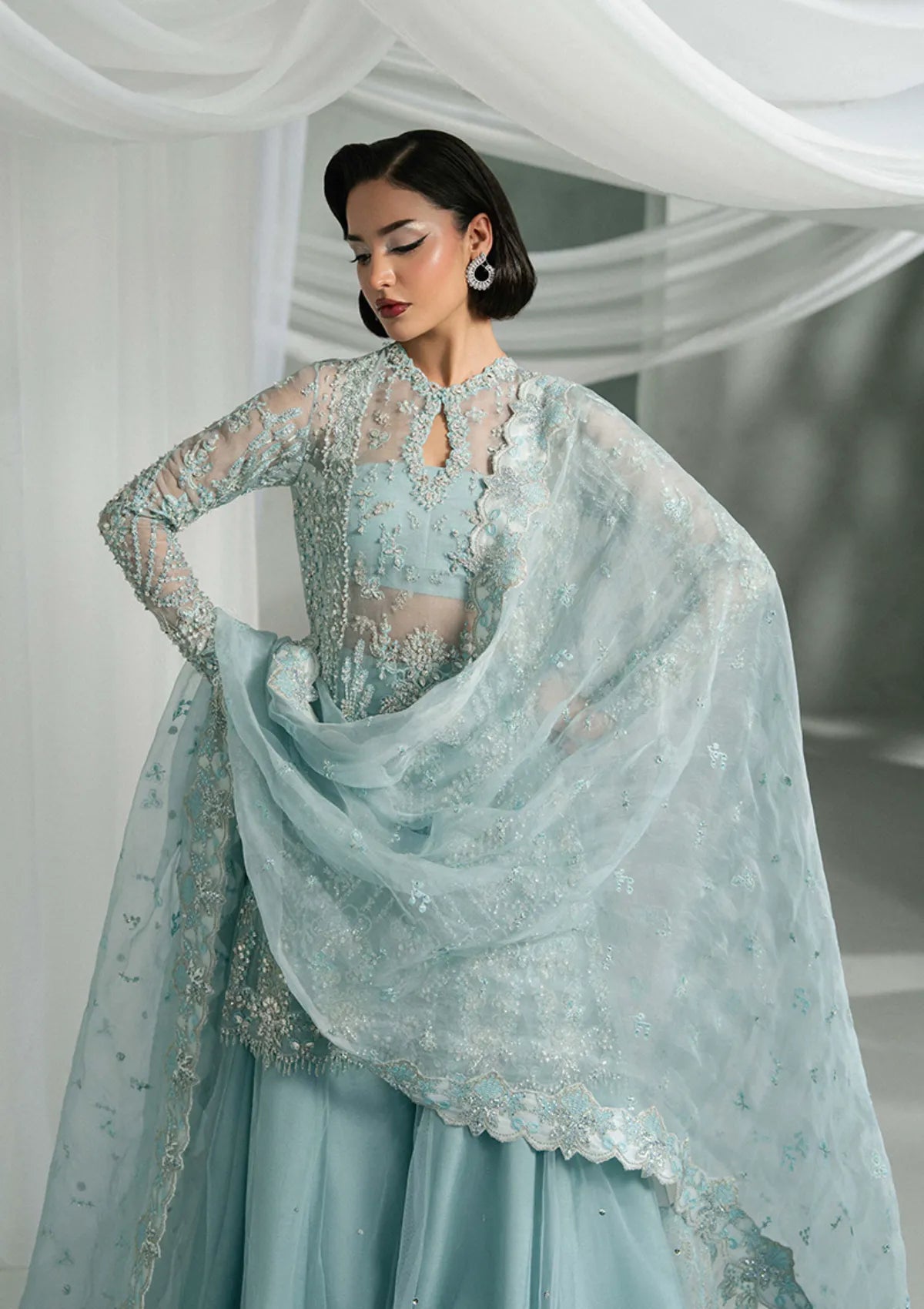 Khakaa Ruya Festive'25 D-12 Elyra
