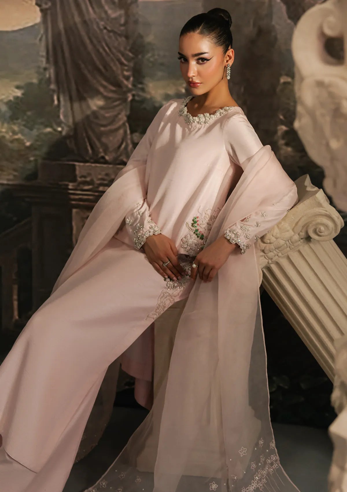 Khakaa Gaia Winter'25 D-04 Aylin