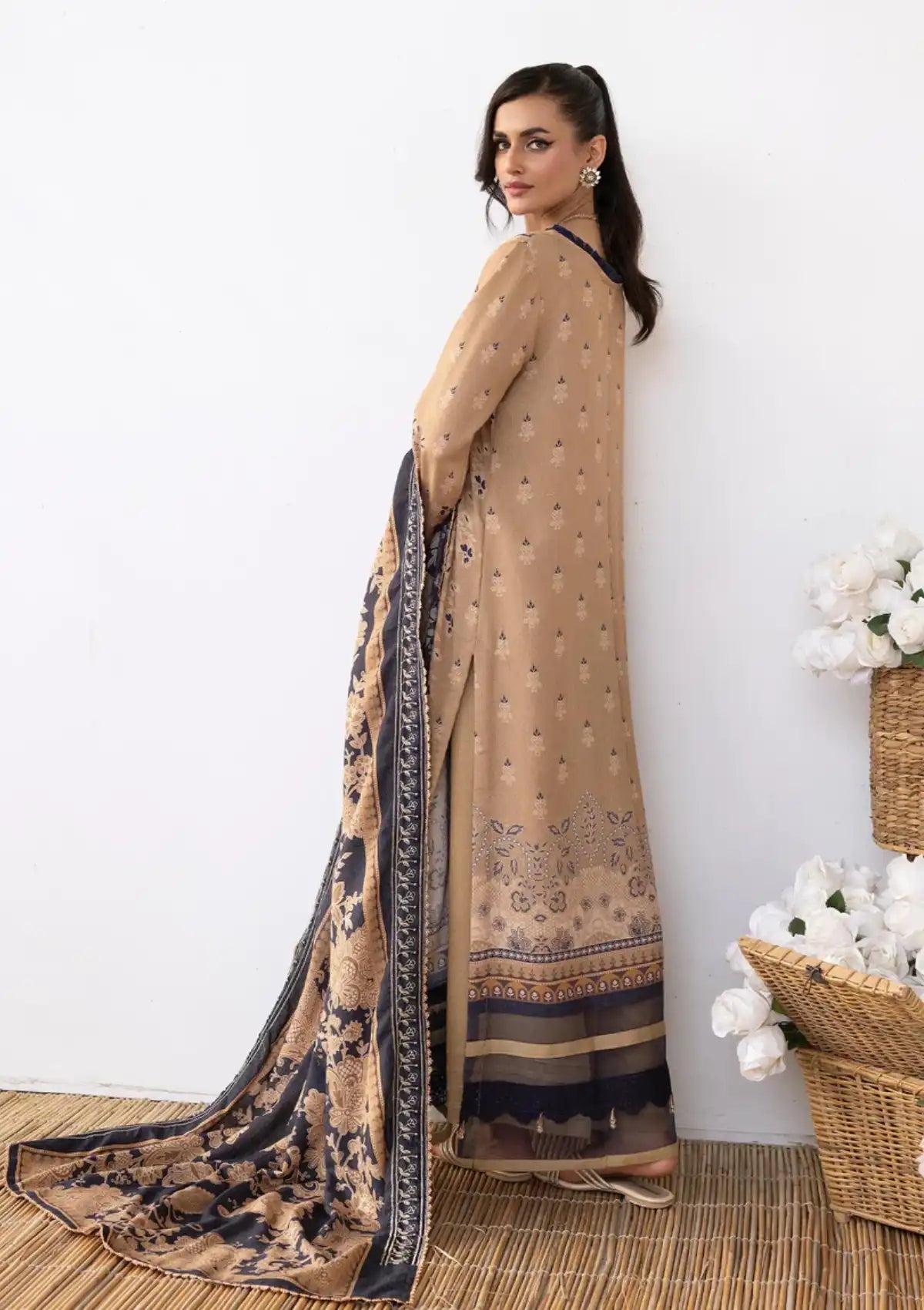 Lala Vintage Emb Karandi'23 LW-075 Suki - Mohsin Saeed Fabrics