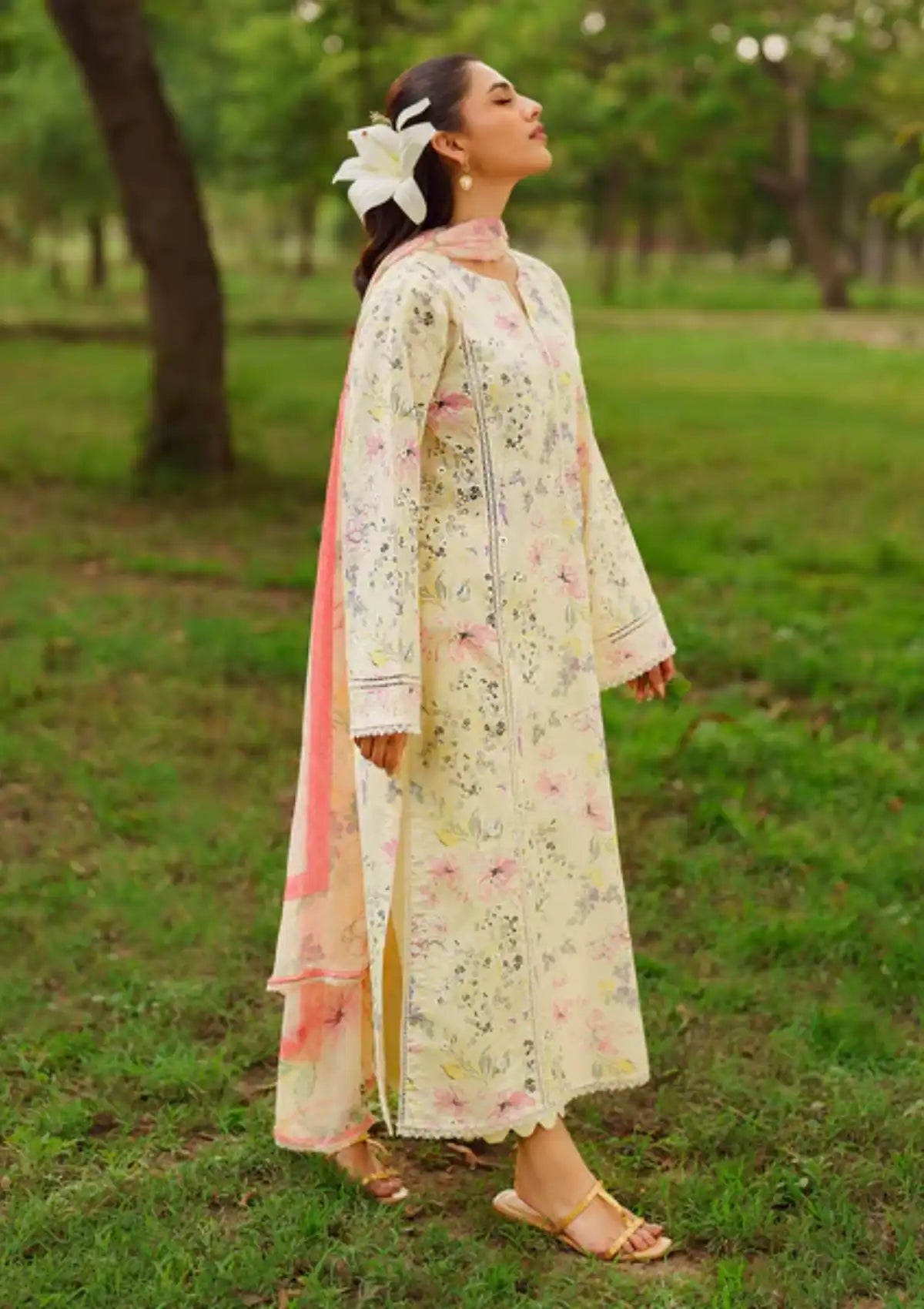 Summer Skies By Yards'24 D-05-Willow - Mohsin Saeed Fabrics
