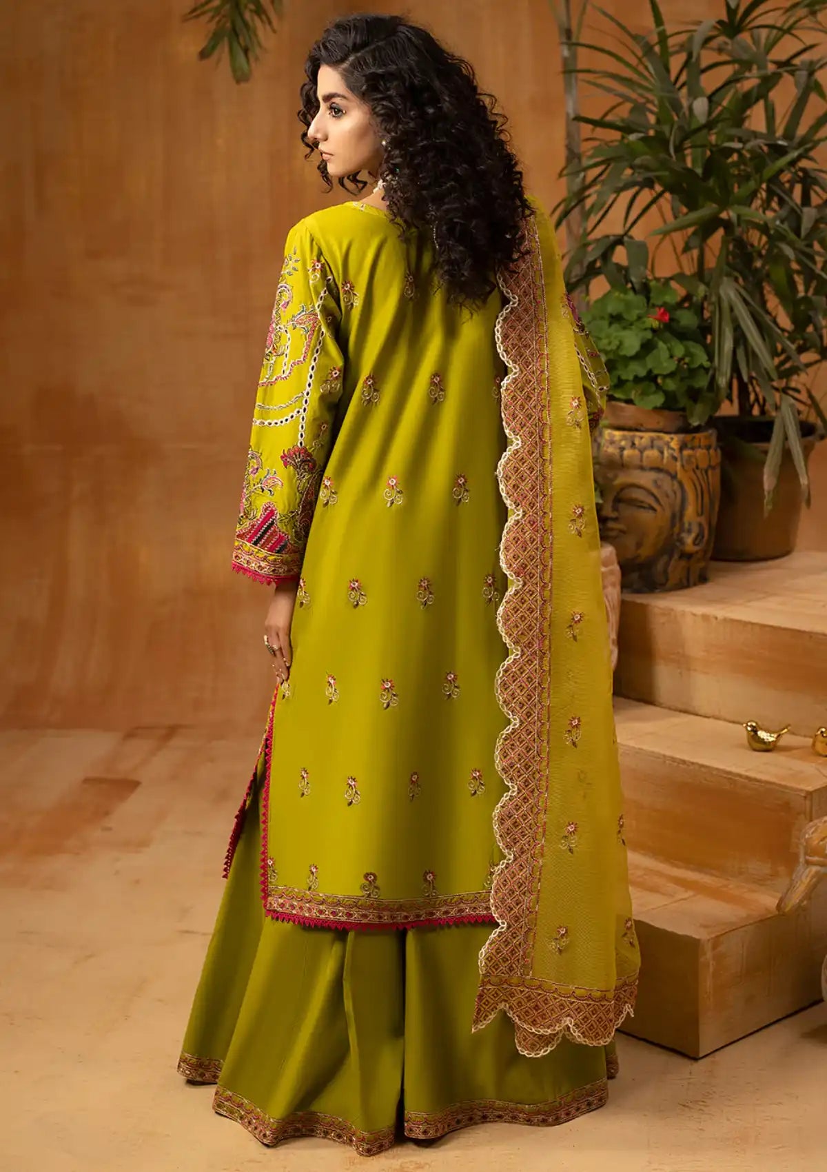 Phoolkenari By Shahjahan'24 SJ-24001 Pop Green - Mohsin Saeed Fabrics