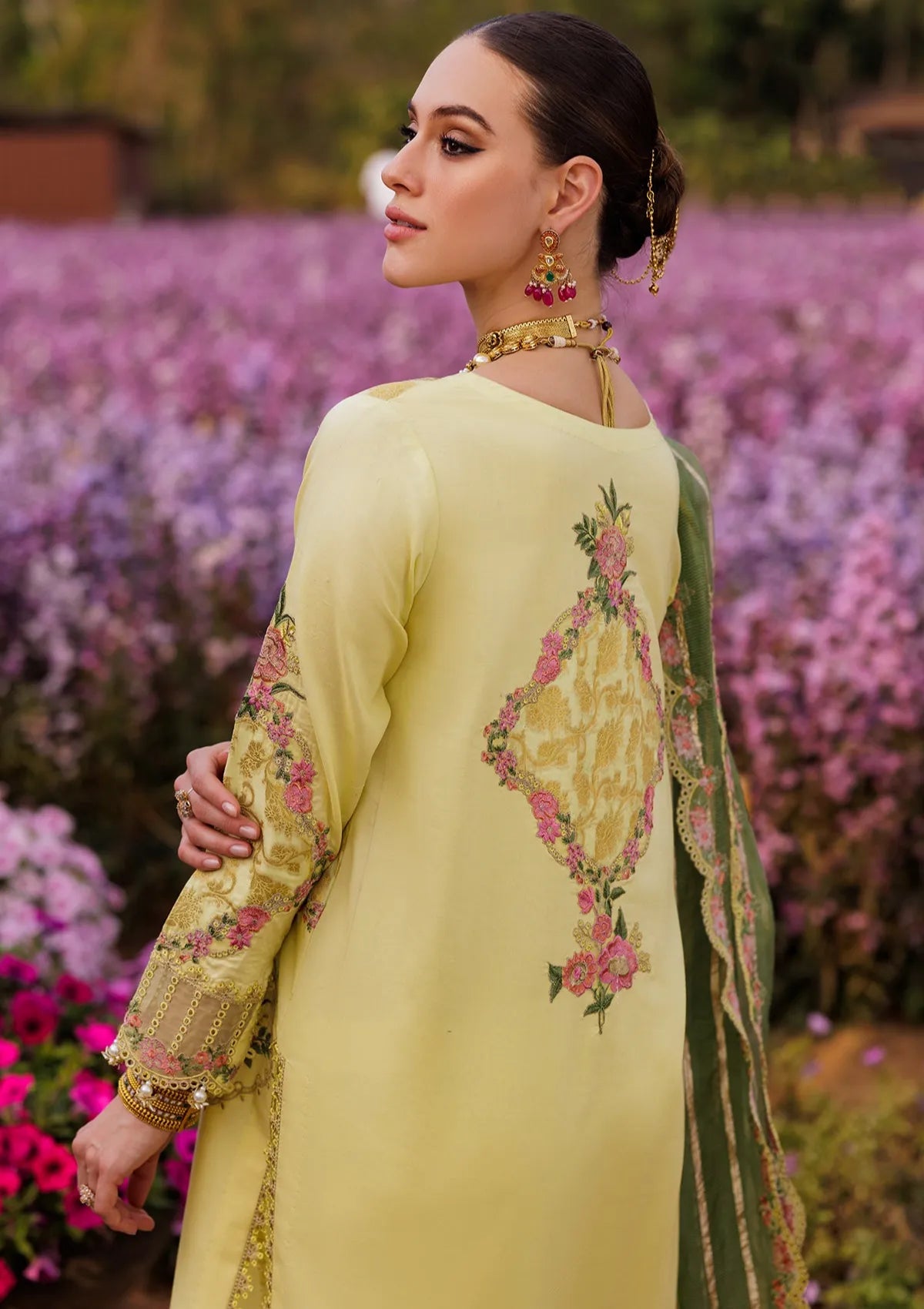 Charizma Zouq Festive Lawn'26 D-06