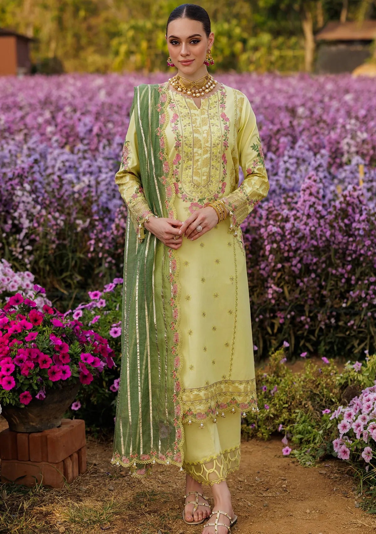 Charizma Zouq Festive Lawn'26 D-06