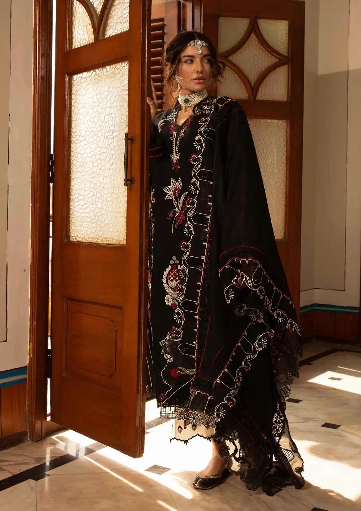 Crimson Aaleen Winter'24 D-05 MEENAKARI