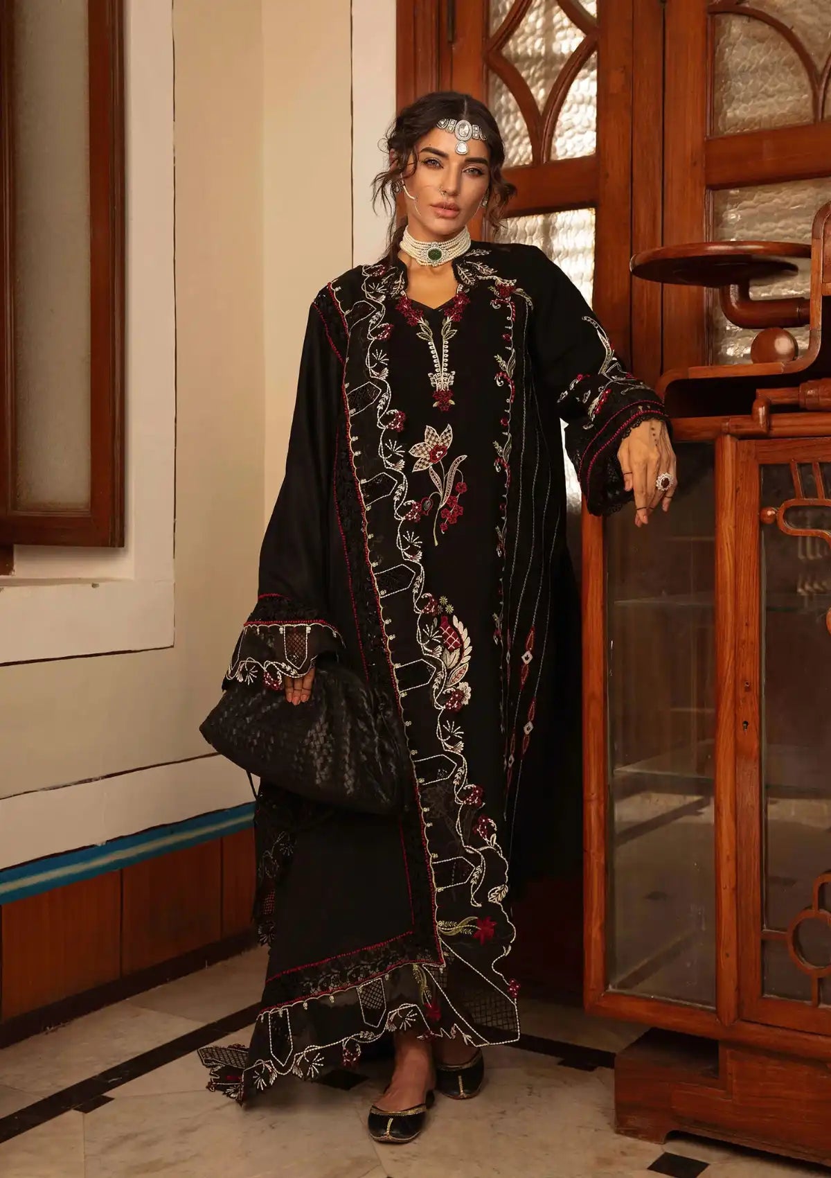Crimson Aaleen Winter'24 D-05 MEENAKARI
