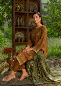 Afsaneh by Sanam Saeed Winter'24 D-001