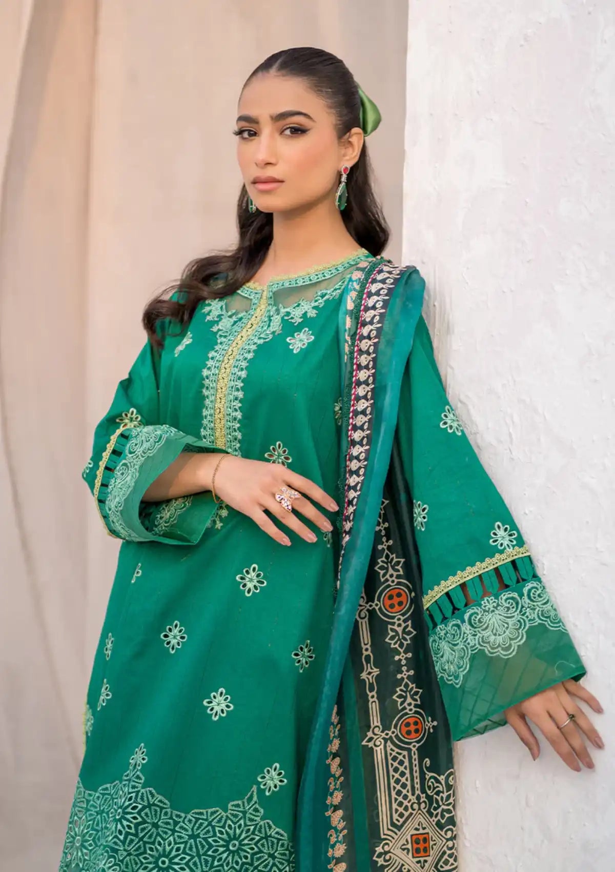 Parishay Dilkash Summer Lawn'24 Vol-02 DH-09 - Mohsin Saeed Fabrics
