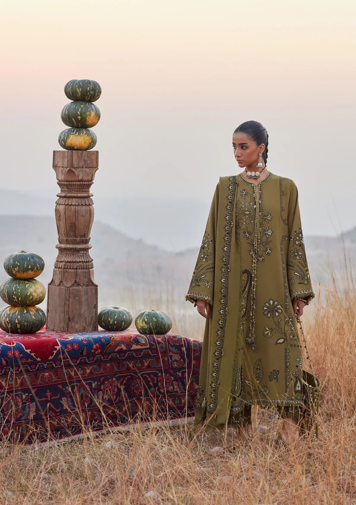 Zaha Winter'25 ZW25-07 NAYRA