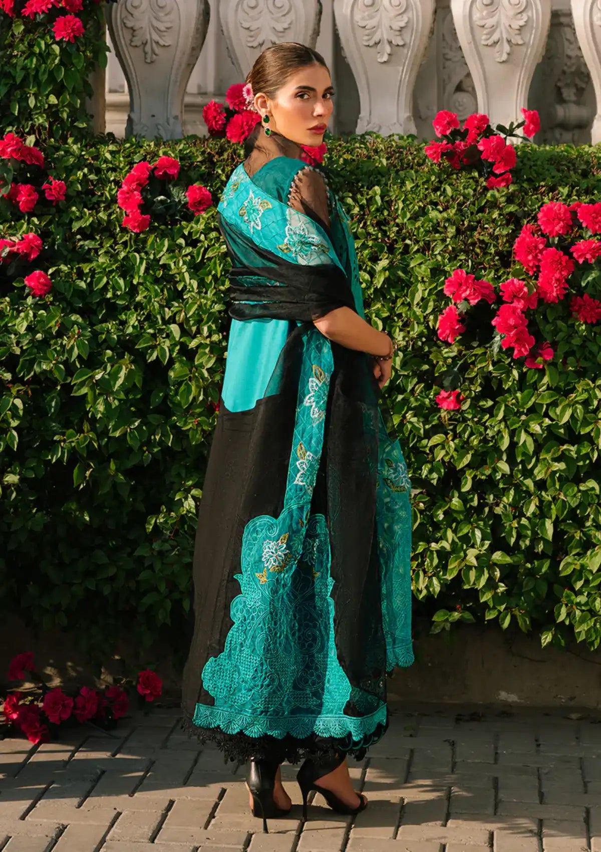 Parishay Santa Cruz Luxury Lawn'24 SC-04