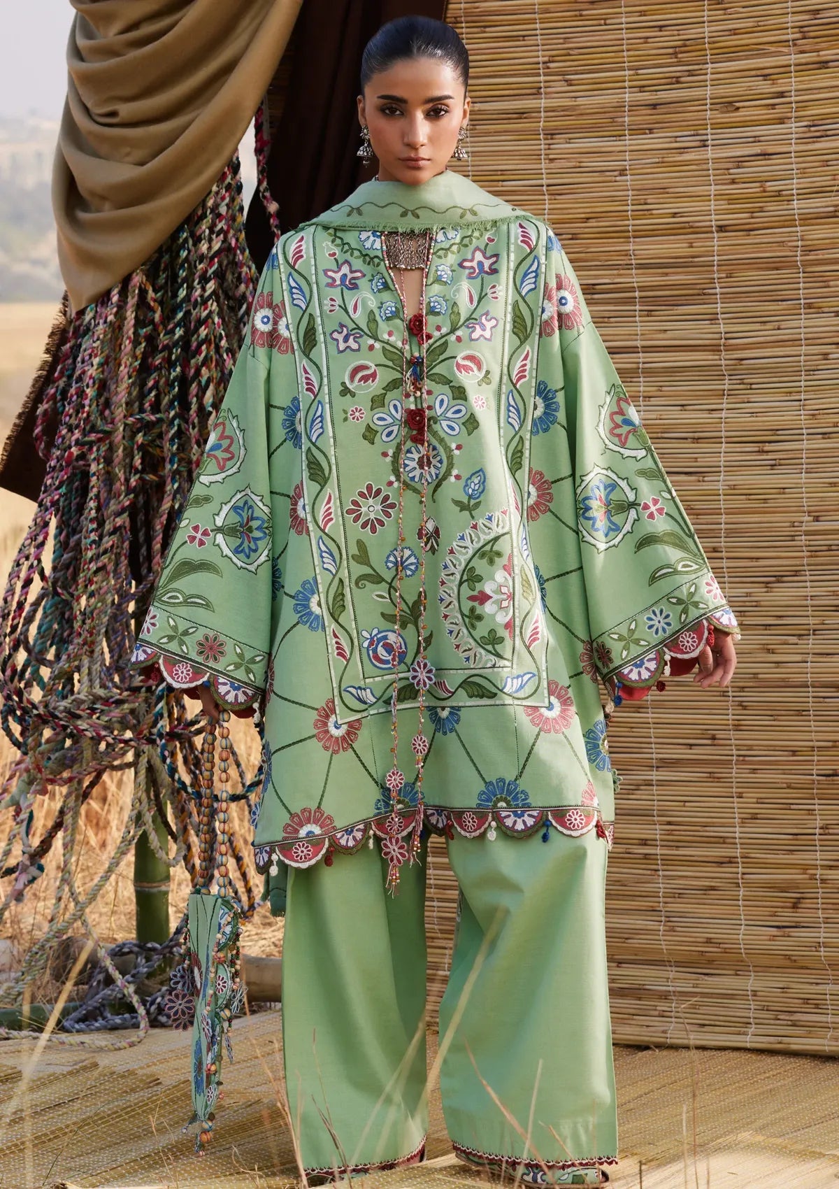 Zaha Winter'25 ZW25-03 NARMEEN