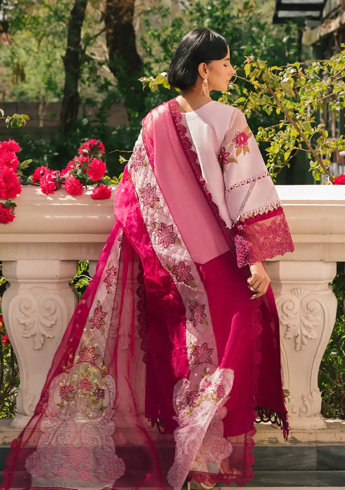 Parishay Santa Cruz Luxury Lawn'24 SC-03