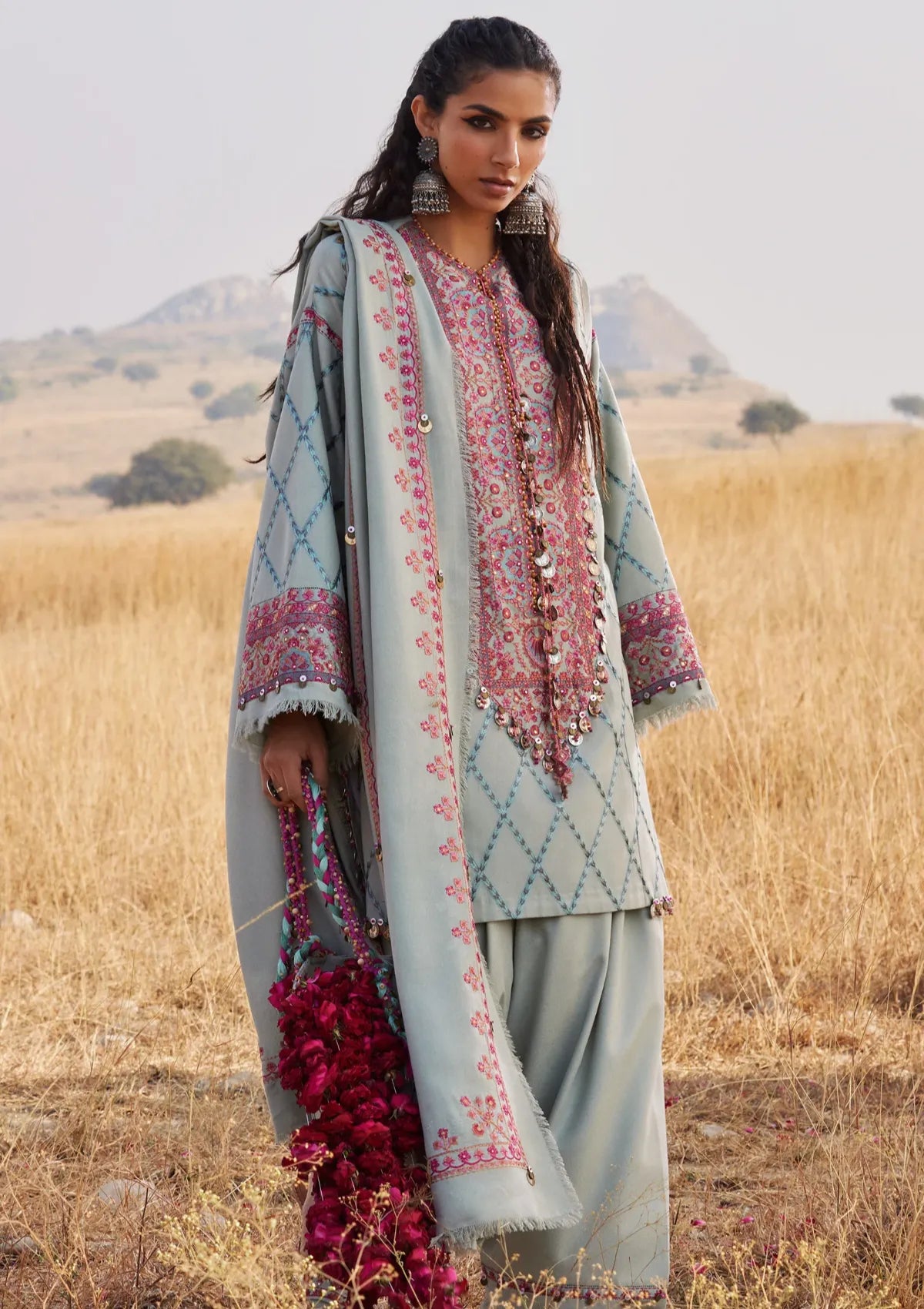 Zaha Winter'25 ZW25-06 NAYAB