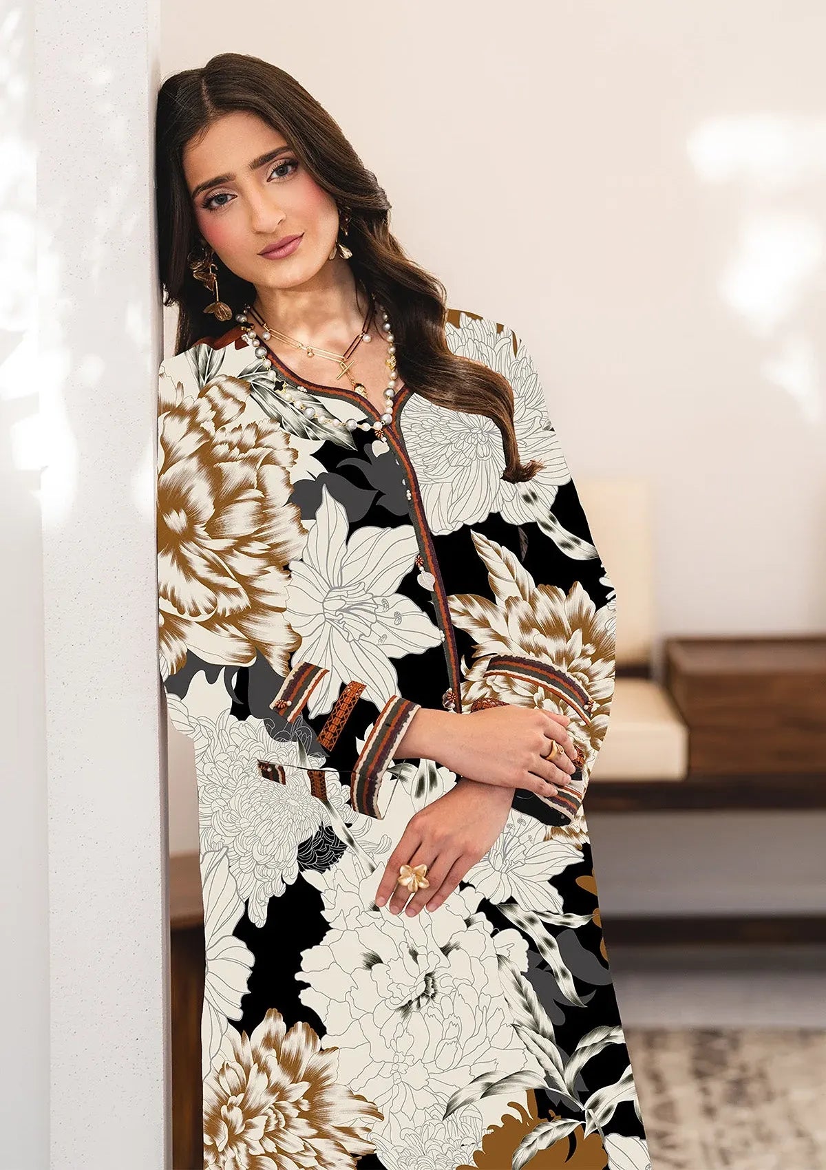 mohsin-saeed-fabrics-affordable-luxury-outfits-for-daily-formal-and-wedding-wear-This-product-is-from-alizeh-essentials-lawn25-af-pl-6062-is-available-on-Mohsin-saeed-fabrics-website.