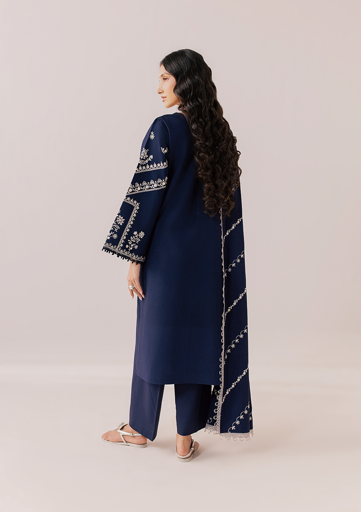 Mahnur Sage Winter'26 IM-02