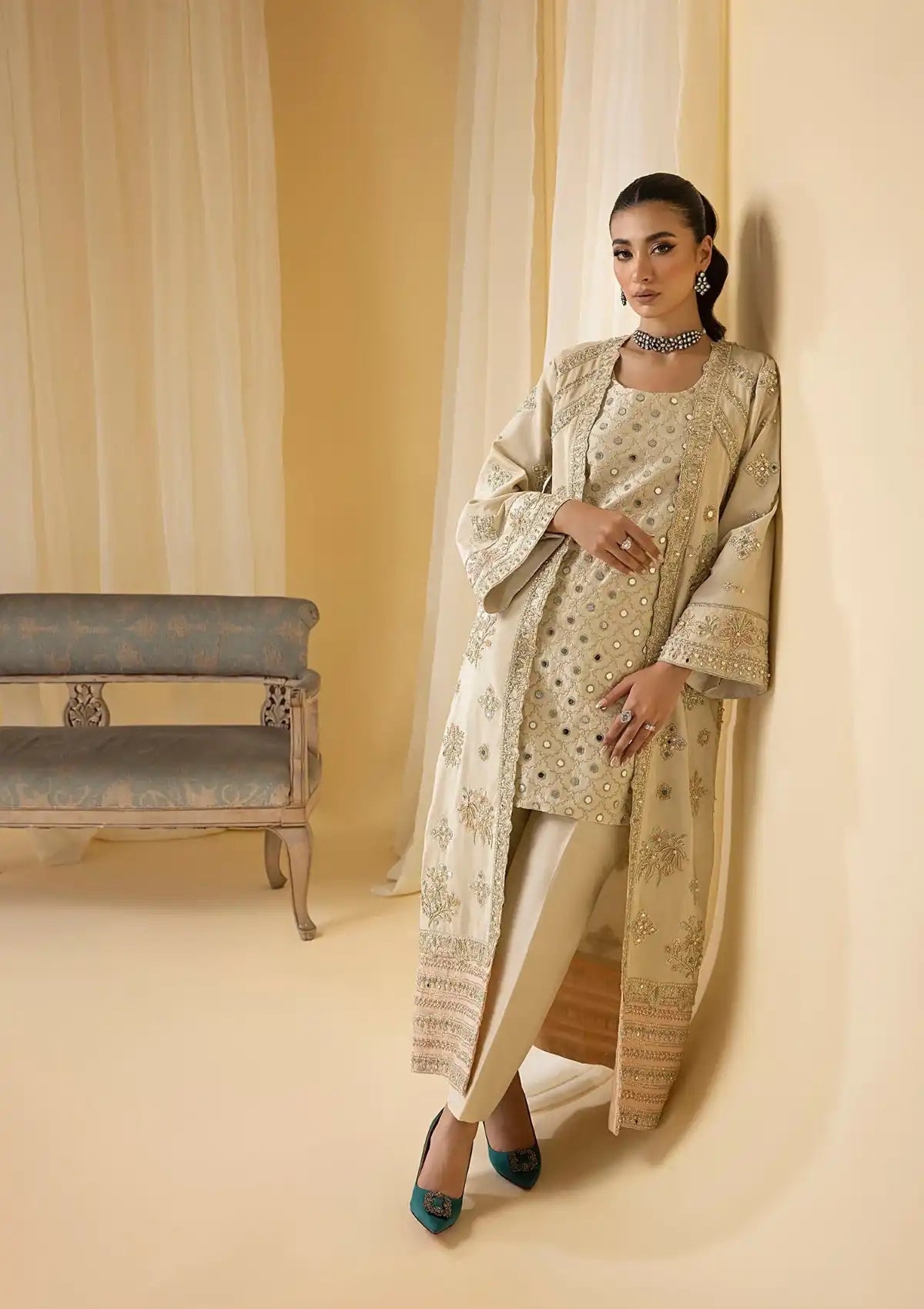 Nuriyaa Mystic Luxe Formal'23 IRIS - Mohsin Saeed Fabrics