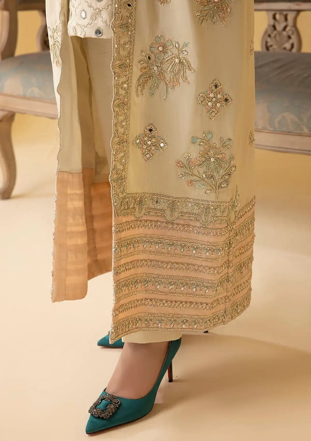 Nuriyaa Mystic Luxe Formal'23 IRIS - Mohsin Saeed Fabrics