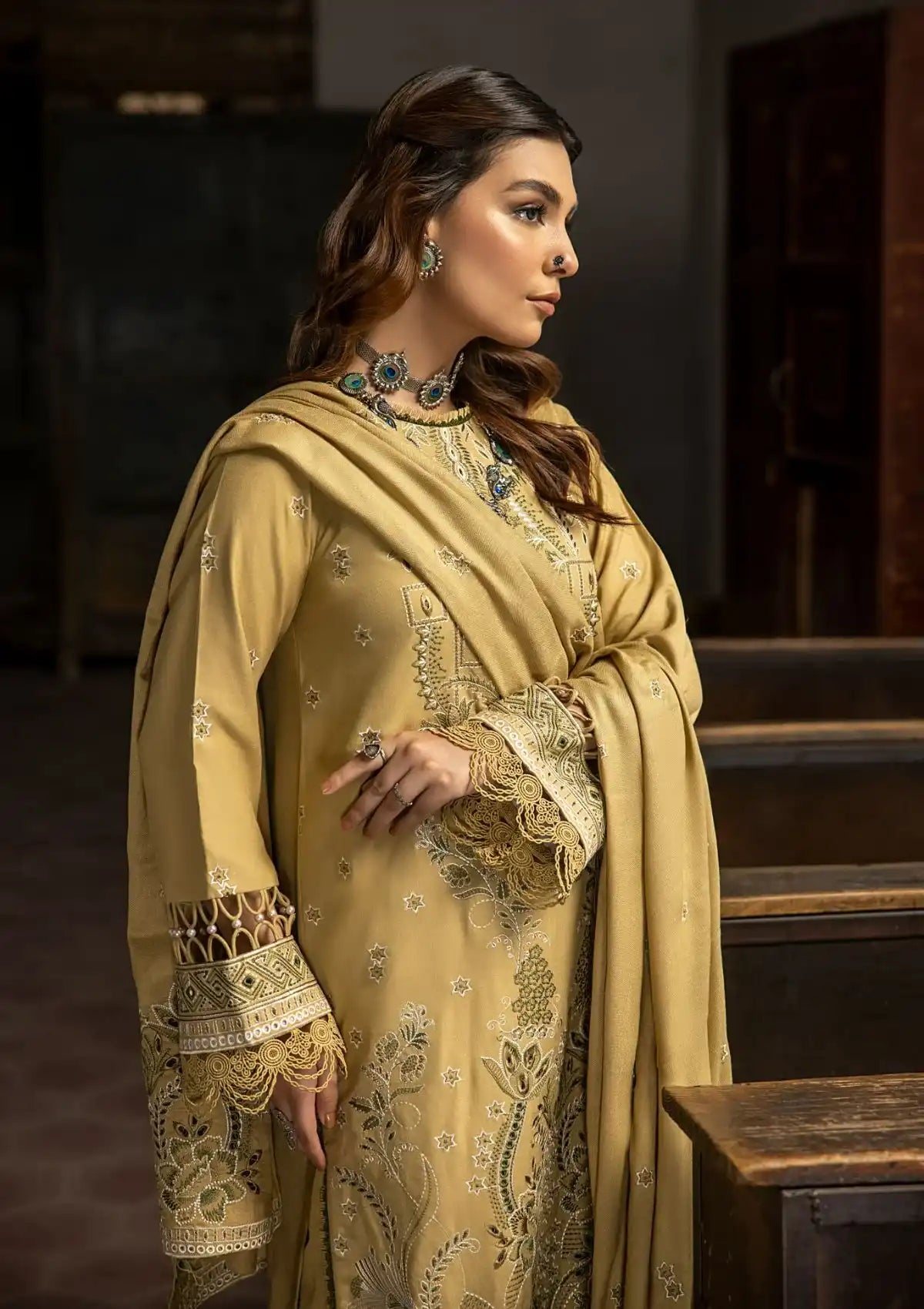 Humdum Vasl Emb Peach Leather'23 D-05 - Mohsin Saeed Fabrics