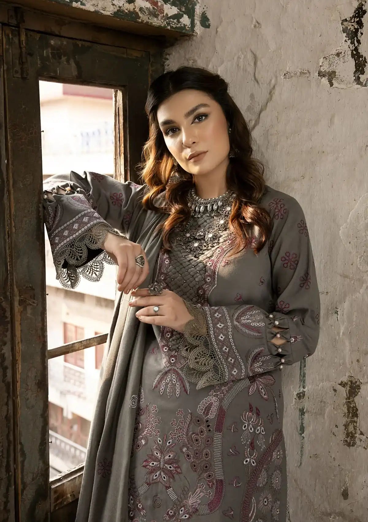 Humdum Vasl Emb Peach Leather'23 D-08 - Mohsin Saeed Fabrics