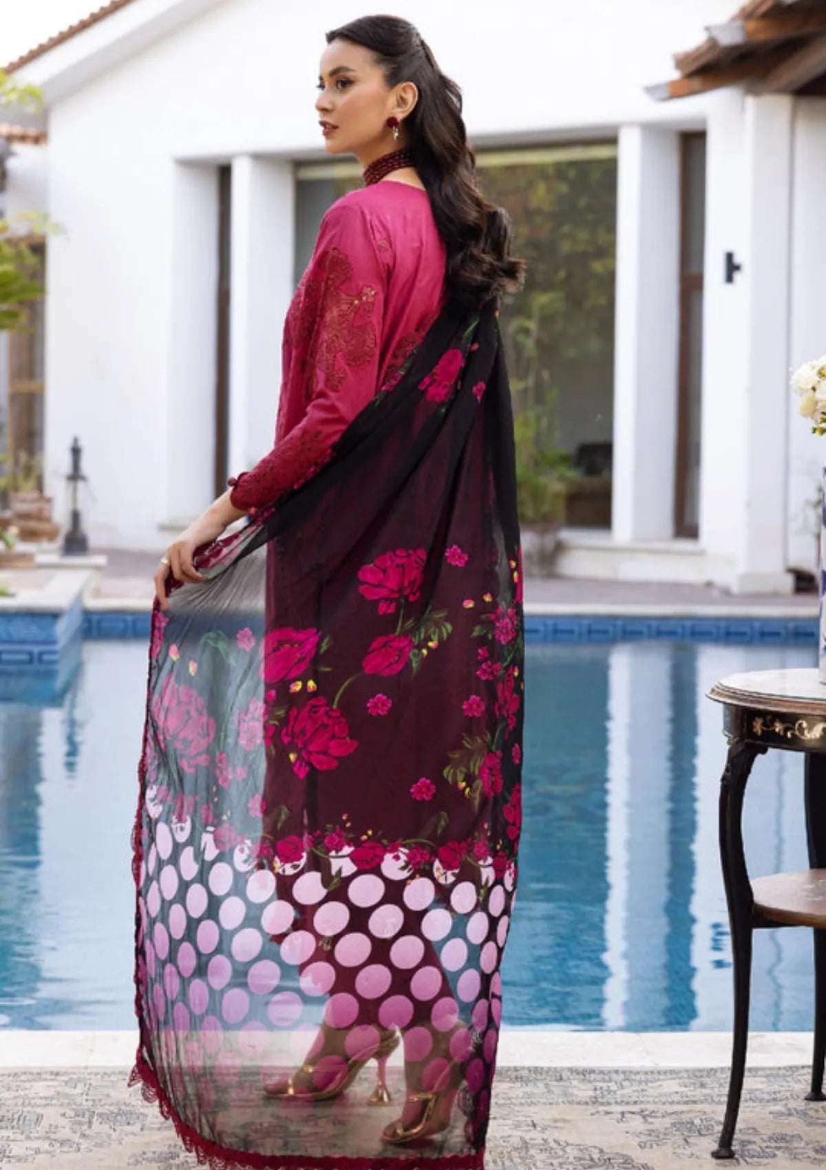 mohsin-saeed-fabrics-is-selling-online-and-in stores-Luxury-daily-wear-wedding-wear-formal-wear-in-budgeted-price-This-product-is-from-khoobsurat-omnia-luxury-lawn25-o-204-is-available-on-Mohsin-saeed-fabrics-website.