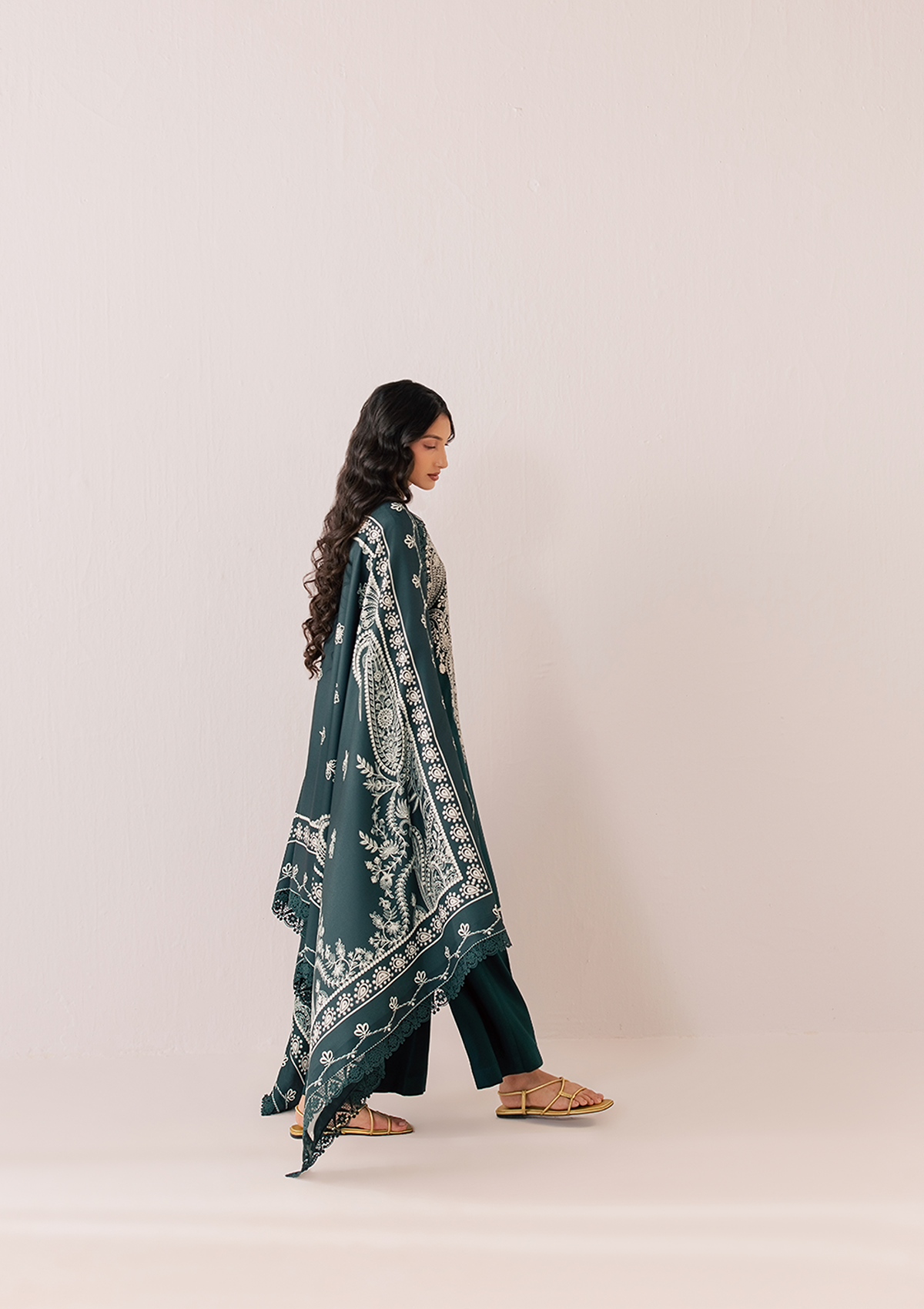 Mahnur Sage Winter'26 IM-04