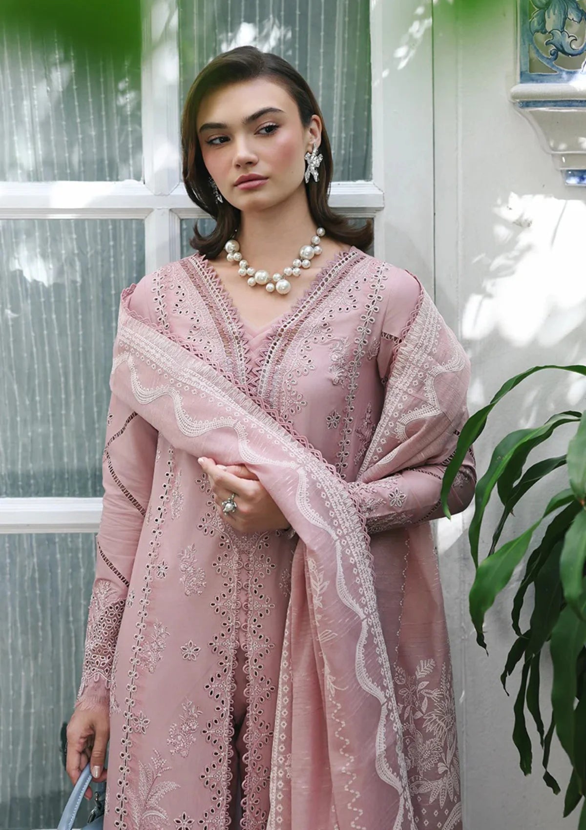 Qalamkar Qline Lawn Drop 1'26  RP-06 NOORE