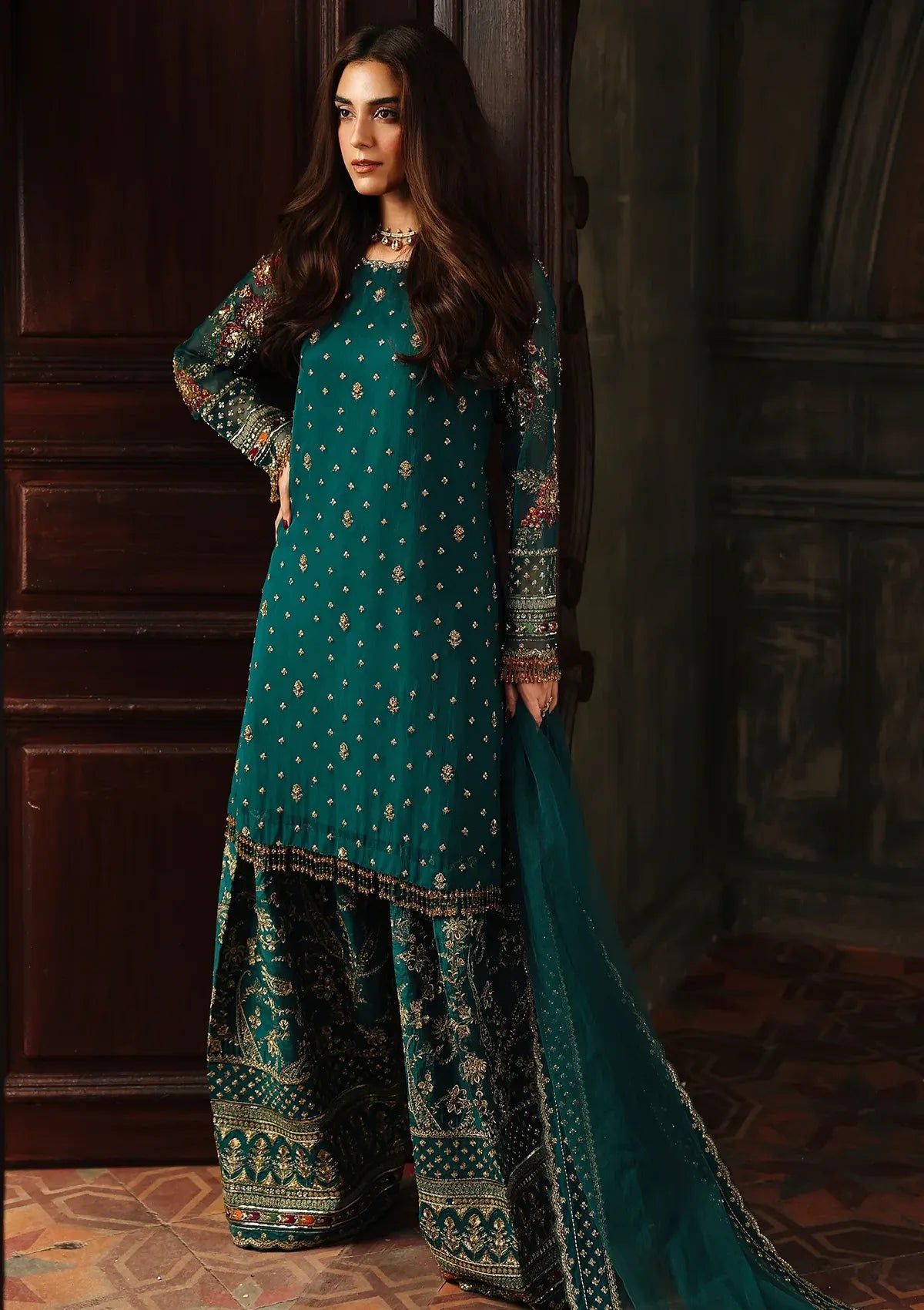 mohsin-saeed-fabrics-luxury-fashion-collection-daily-wear-wedding-and-formal-in-budget-This-product-is-from-charizma-dastan-e-jashan25-d-04-is-available-on-Mohsin-saeed-fabrics-website.