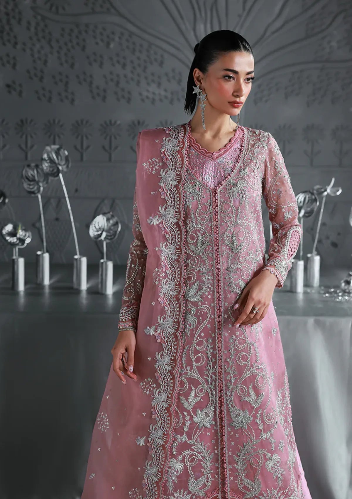 mohsin-saeed-fabrics-affordable-luxury-outfits-for-daily-formal-and-wedding-wear-This-product-is-from-qalamkar-elirah-formals-organza25-mf-07-rosalyn-is-available-on-Mohsin-saeed-fabrics-website.