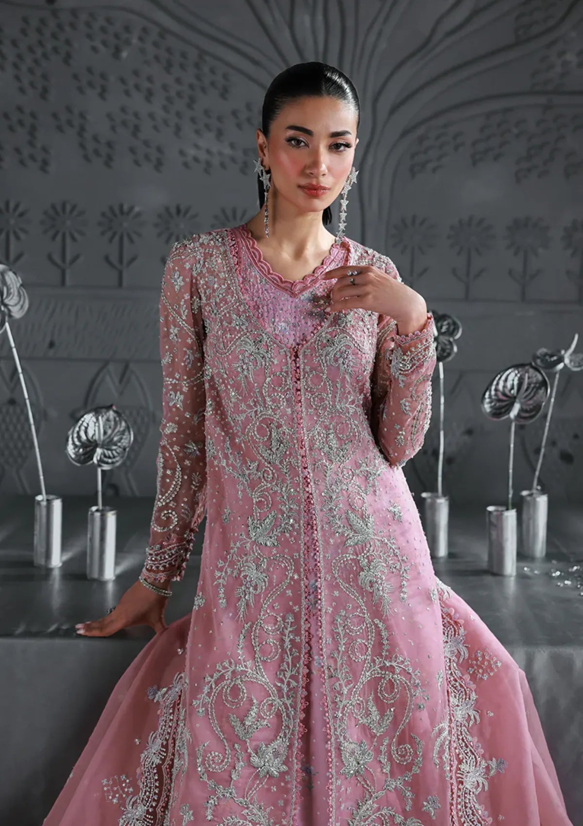 mohsin-saeed-fabrics-affordable-luxury-outfits-for-daily-formal-and-wedding-wear-This-product-is-from-qalamkar-elirah-formals-organza25-mf-07-rosalyn-is-available-on-Mohsin-saeed-fabrics-website.