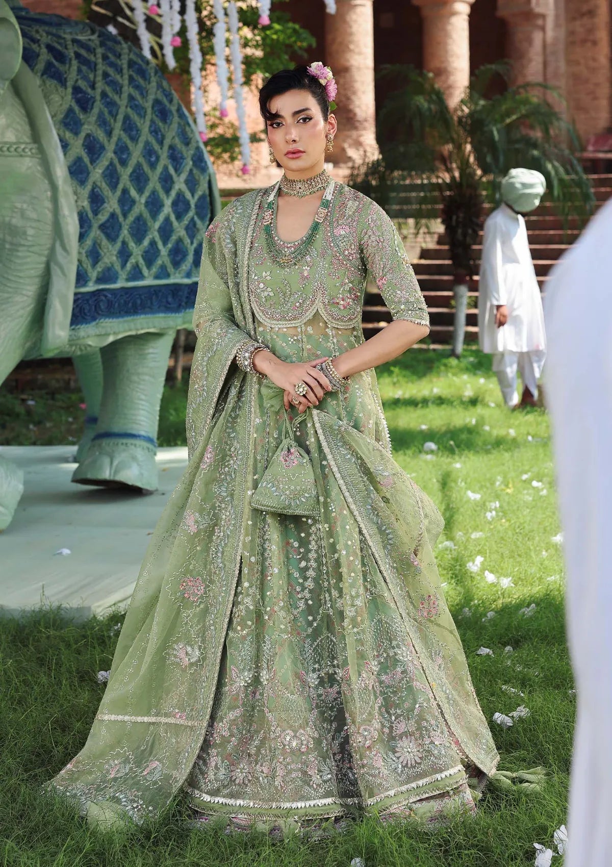 mohsin-saeed-fabrics-designer-daily-wear-formal-and-wedding-suits-within-budget-This-product-is-from-sardinia-veere-di-wedding-brides-edit25-d-1301-heer-is-available-on-Mohsin-saeed-fabrics-website.