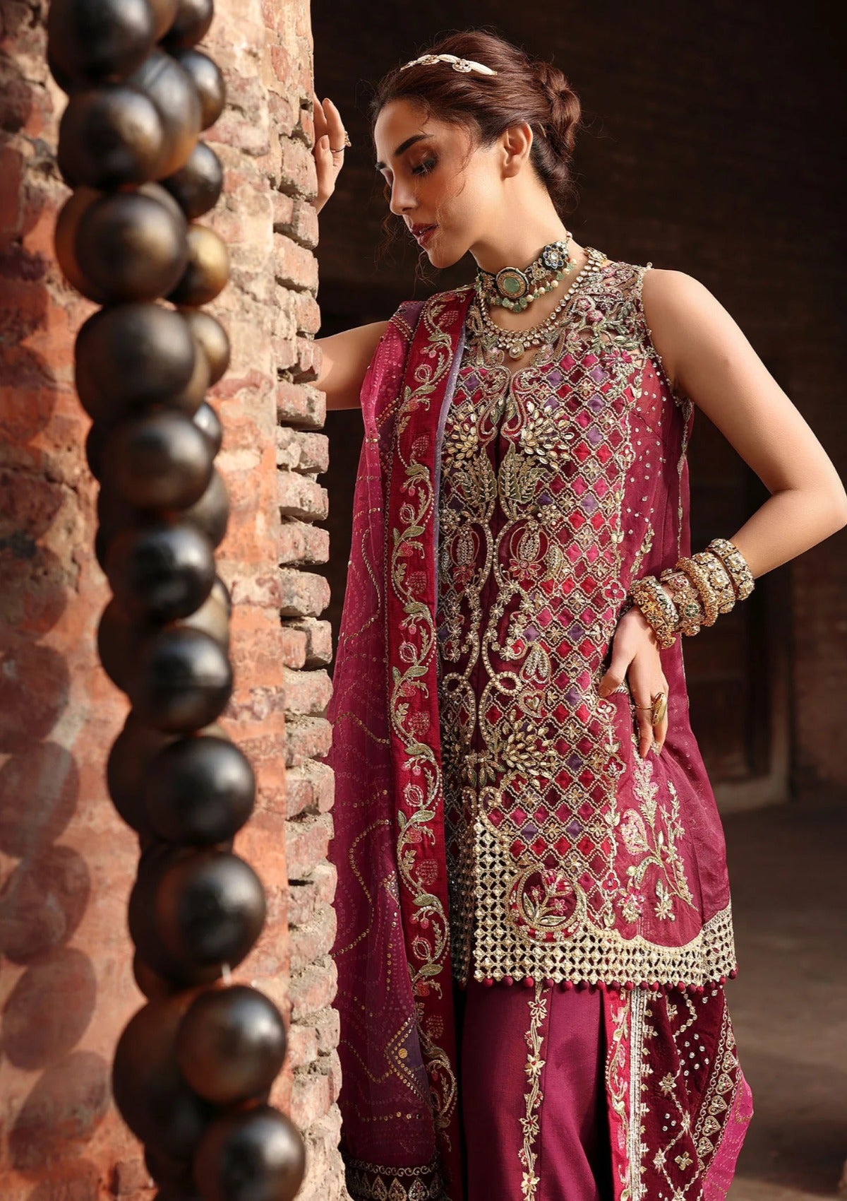 Crimson Jhilmil Wedding'26 D-02 Nazo