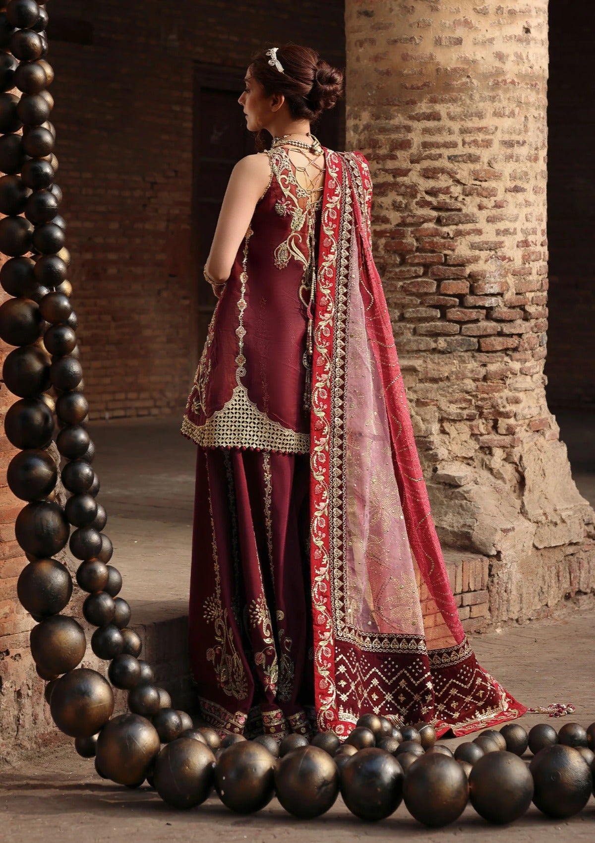 Crimson Jhilmil Wedding'26 D-02 Nazo