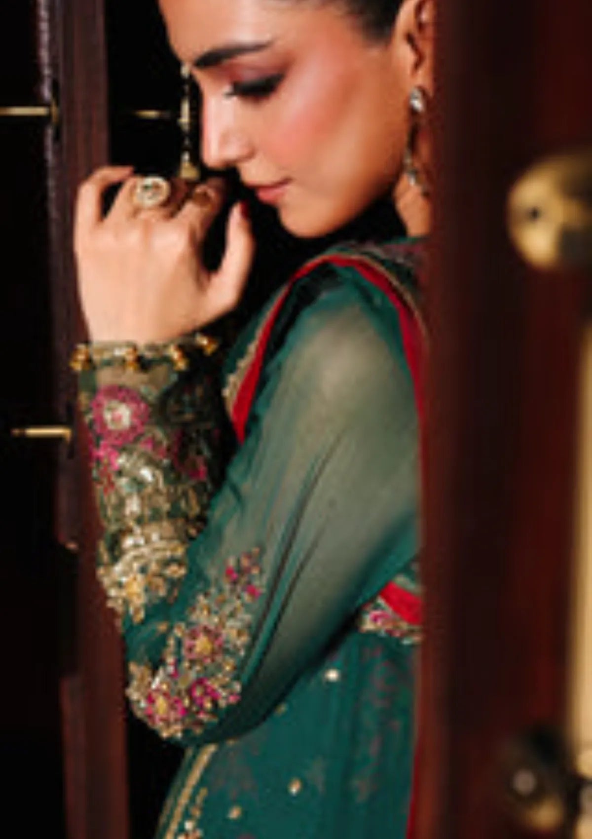 mohsin-saeed-fabrics-luxury-fashion-collection-daily-wear-wedding-and-formal-in-budget-This-product-is-from-charizma-dastan-e-jashan25-d-06-is-available-on-Mohsin-saeed-fabrics-website.