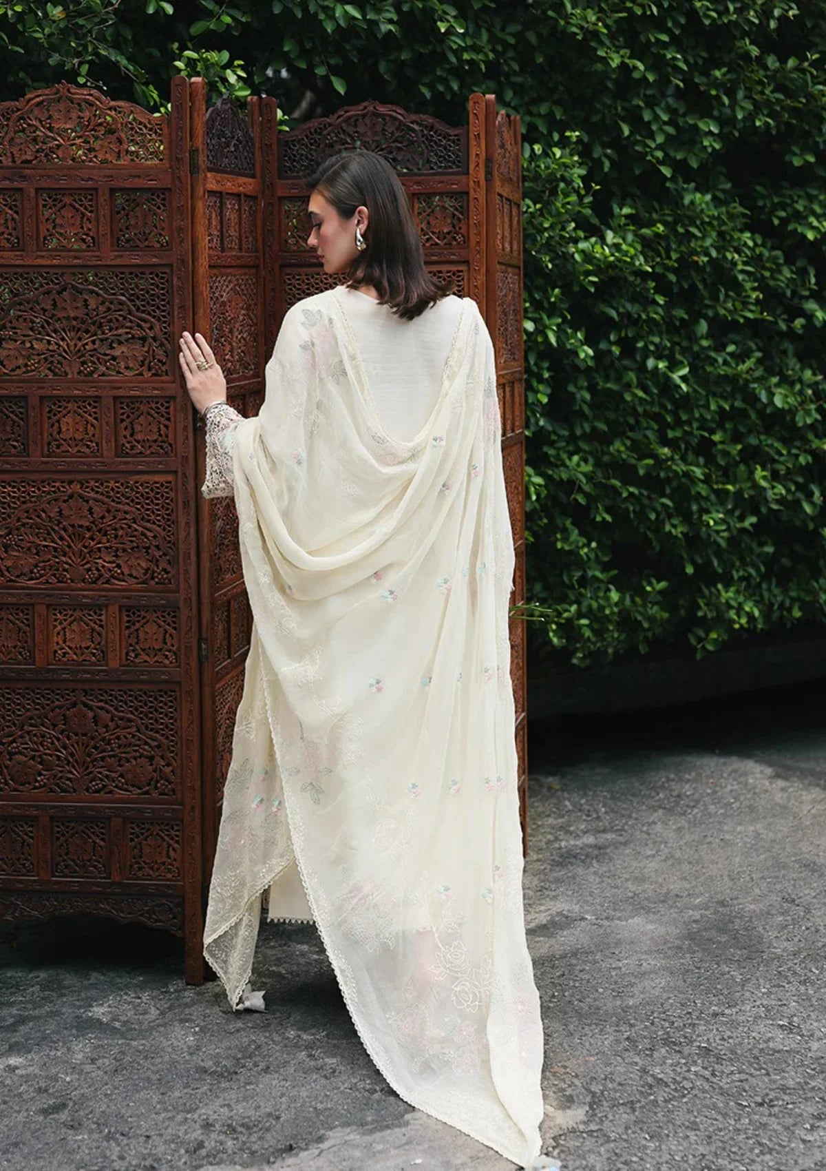 Qalamkar Qline Lawn Drop 1'26 RP-01 SAVERA