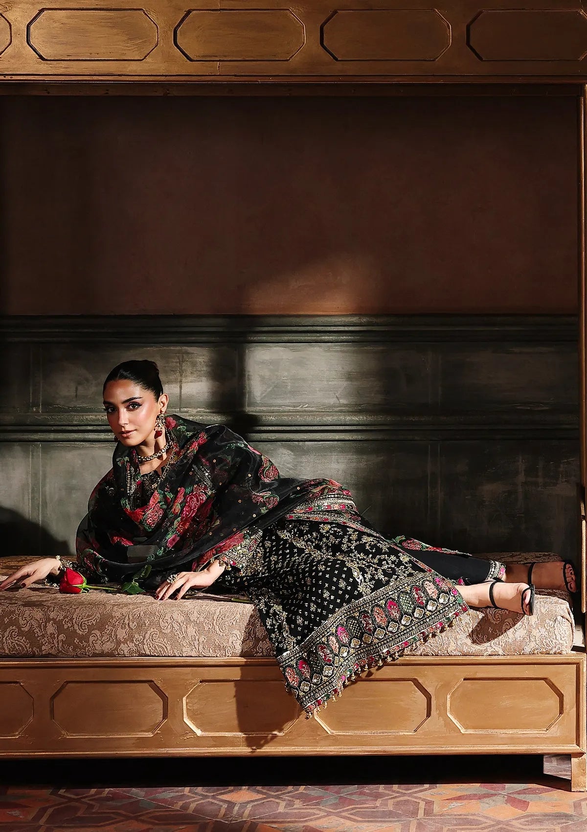 mohsin-saeed-fabrics-luxury-fashion-collection-daily-wear-wedding-and-formal-in-budget-This-product-is-from-charizma-dastan-e-jashan25-d-05-is-available-on-Mohsin-saeed-fabrics-website.