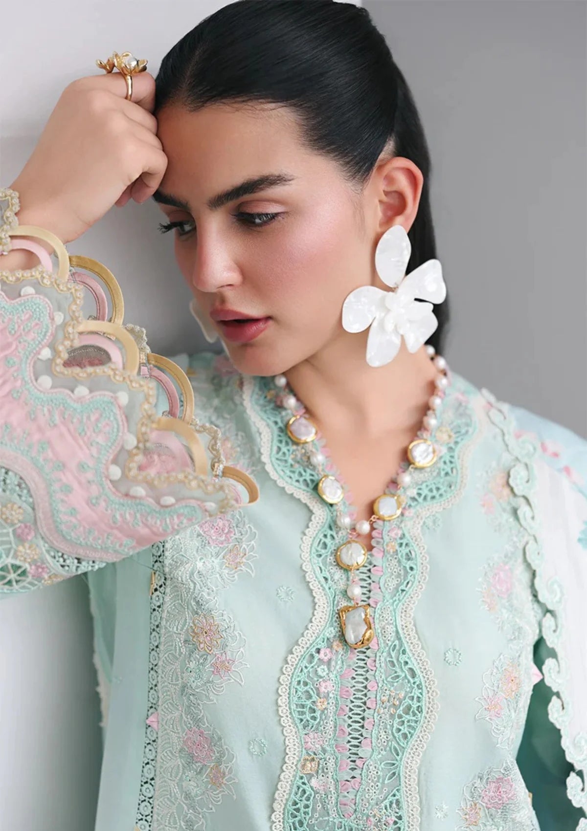 Qalamkar Qline Lawn Drop 1'26  RP-05 RAHA