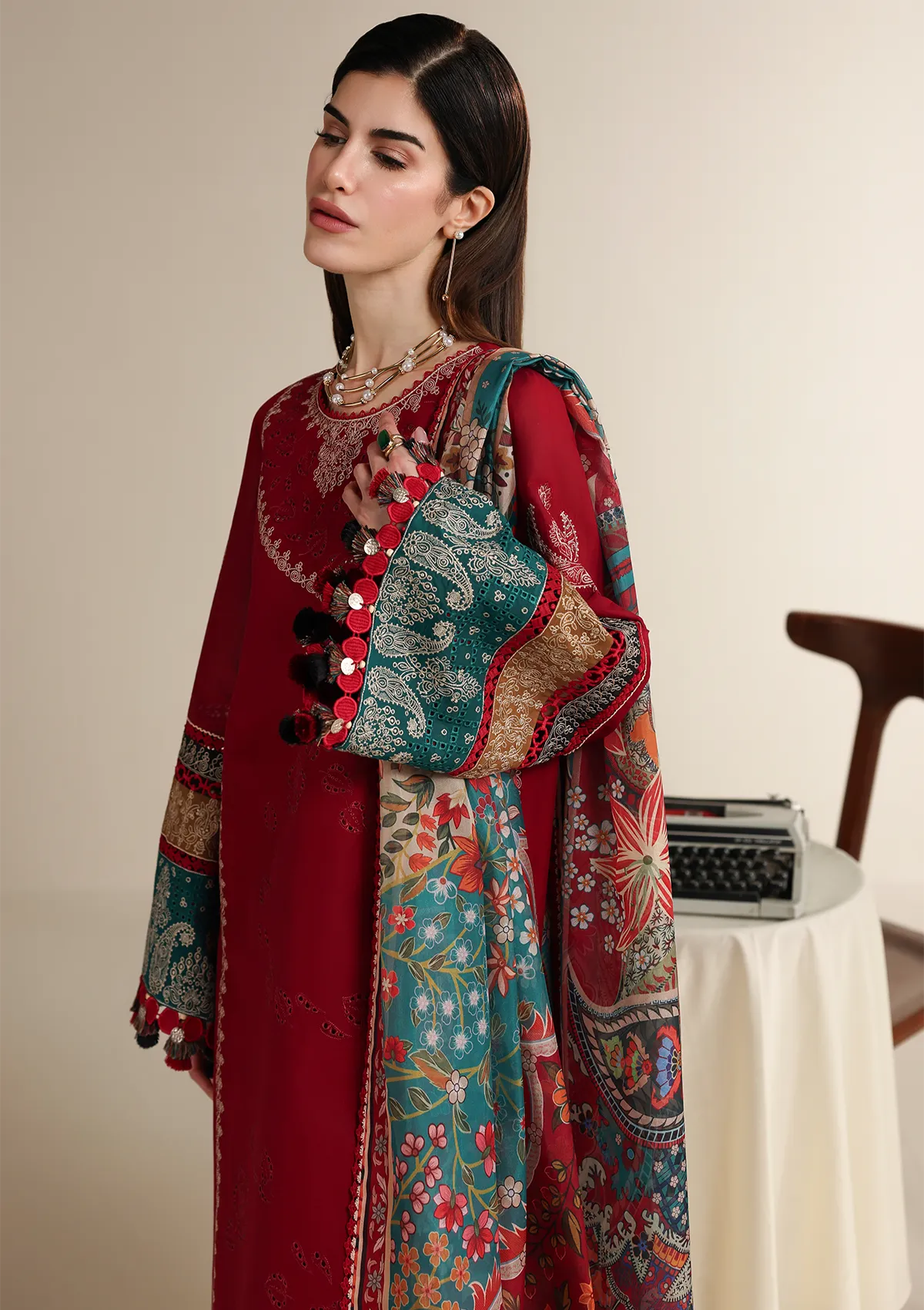 Jazmin Iris Luxury Lawn'26 D-08