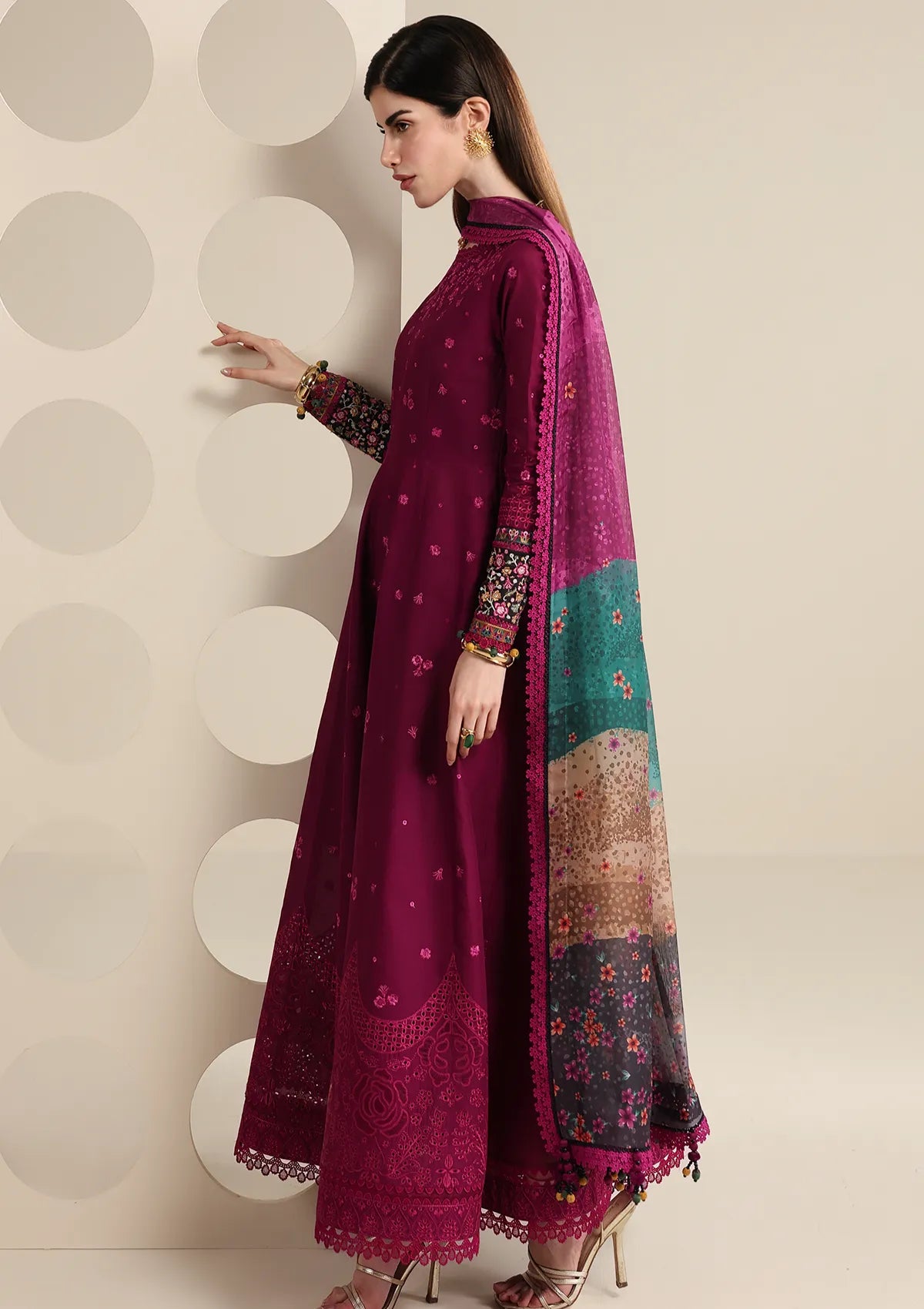 Jazmin Iris Luxury Lawn'26 D-02