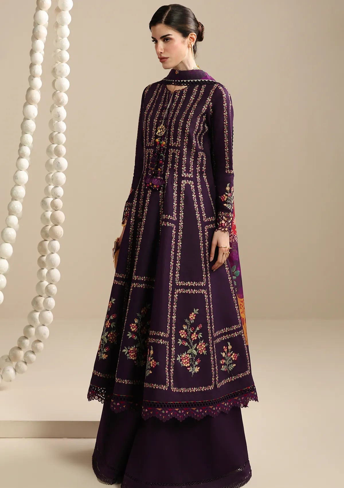 Jazmin Iris Luxury Lawn'26 D-06
