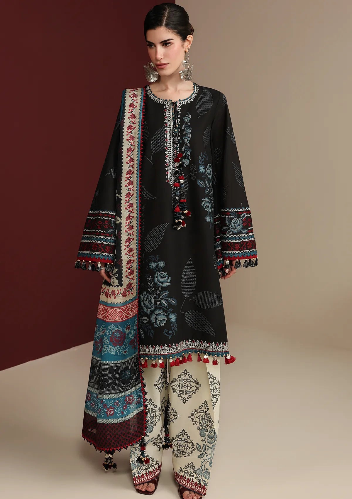 Jazmin Iris Luxury Lawn'26 D-05