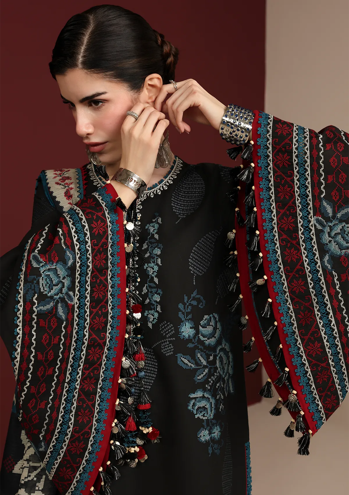 Jazmin Iris Luxury Lawn'26 D-05