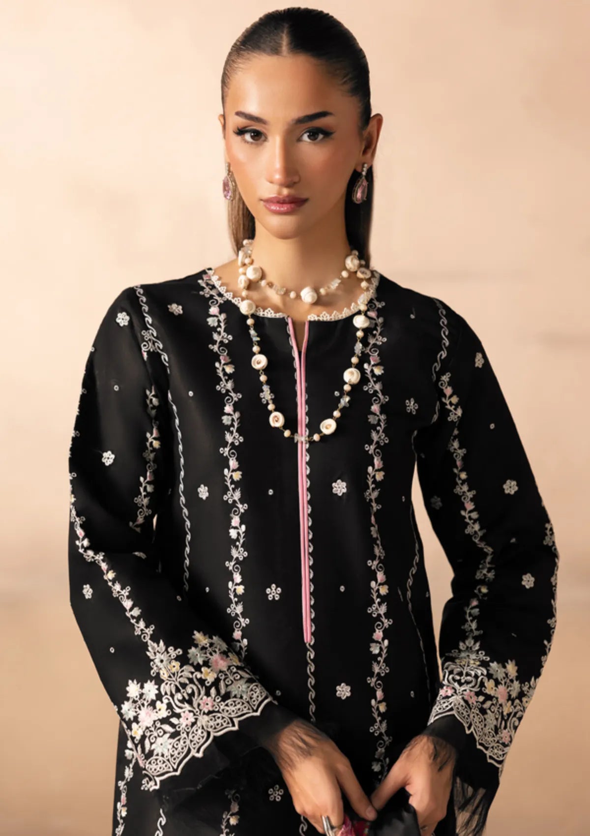 Rajbari Sareen Viscose Chikankari'25 D-05