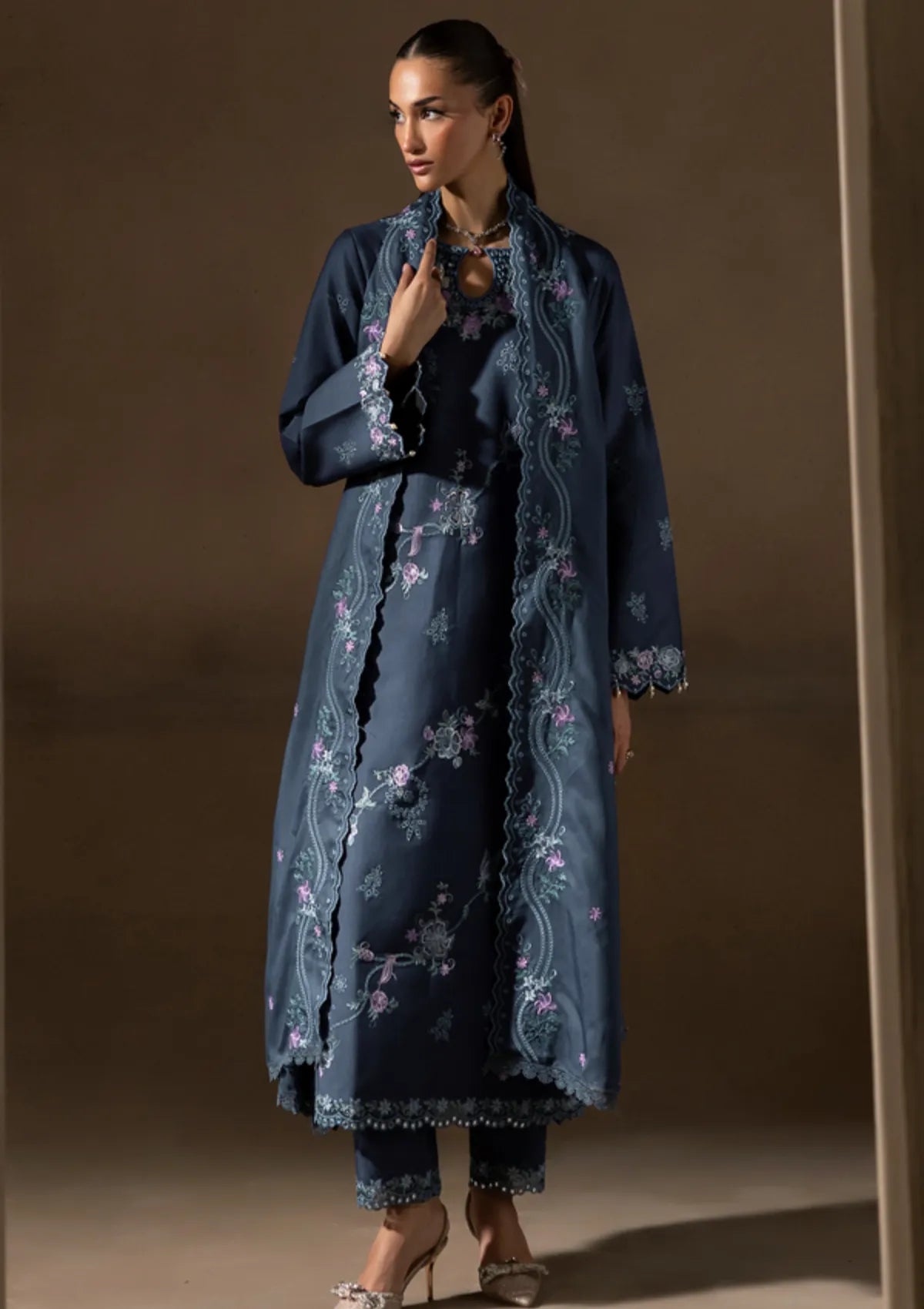 Rajbari Sareen Viscose Chikankari'25 D-09