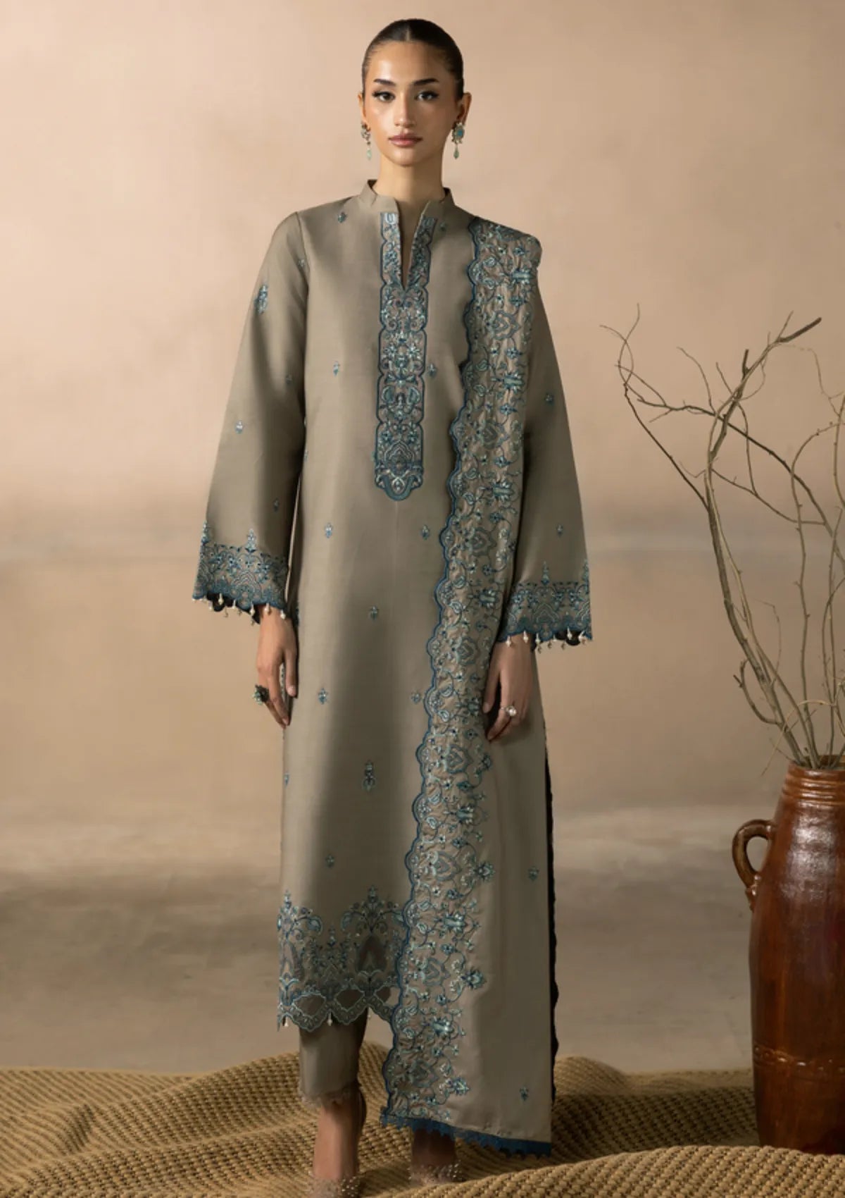 Rajbari Sareen Viscose Chikankari'25 D-03