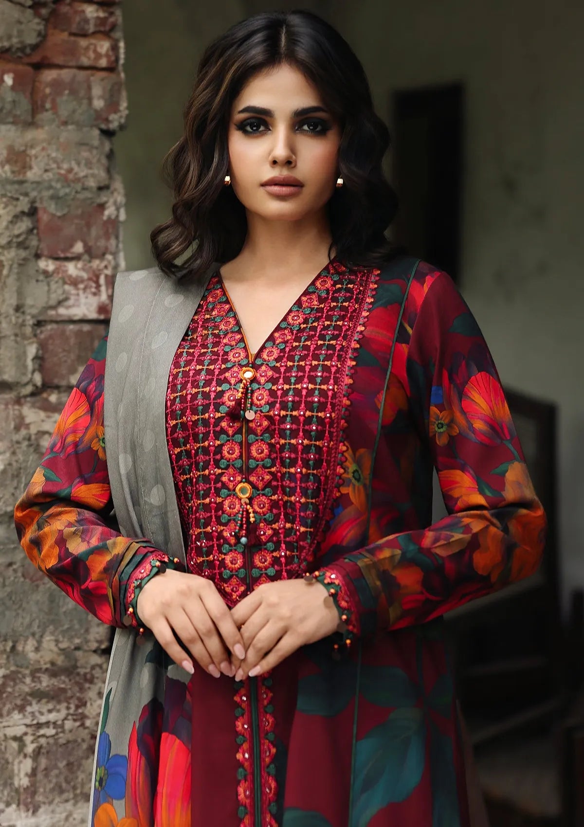 Charizma Aniq Vol-01'25 D-18