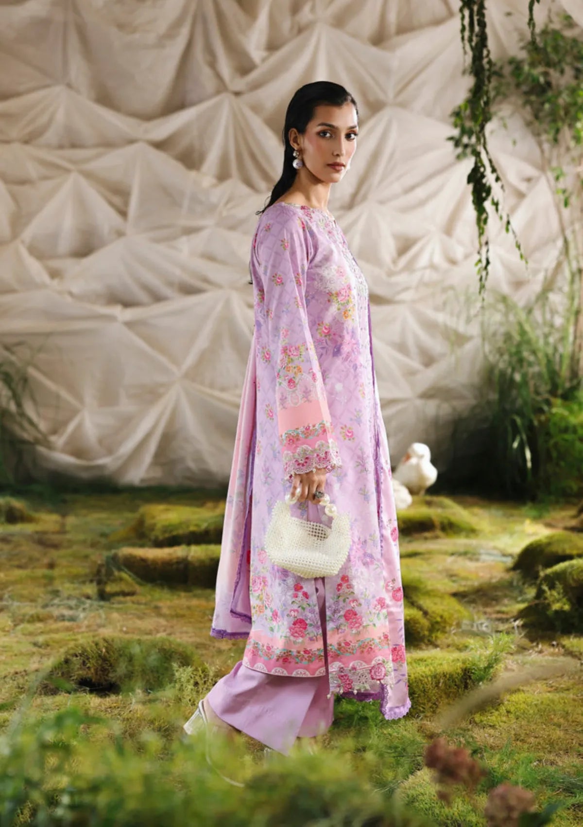 mohsin-saeed-fabrics-is-selling-online-and-in stores-Luxury-daily-wear-wedding-wear-formal-wear-in-budgeted-price-This-product-is-from-rajbari-silah-silk-edit25-d-09-is-available-on-Mohsin-saeed-fabrics-website.