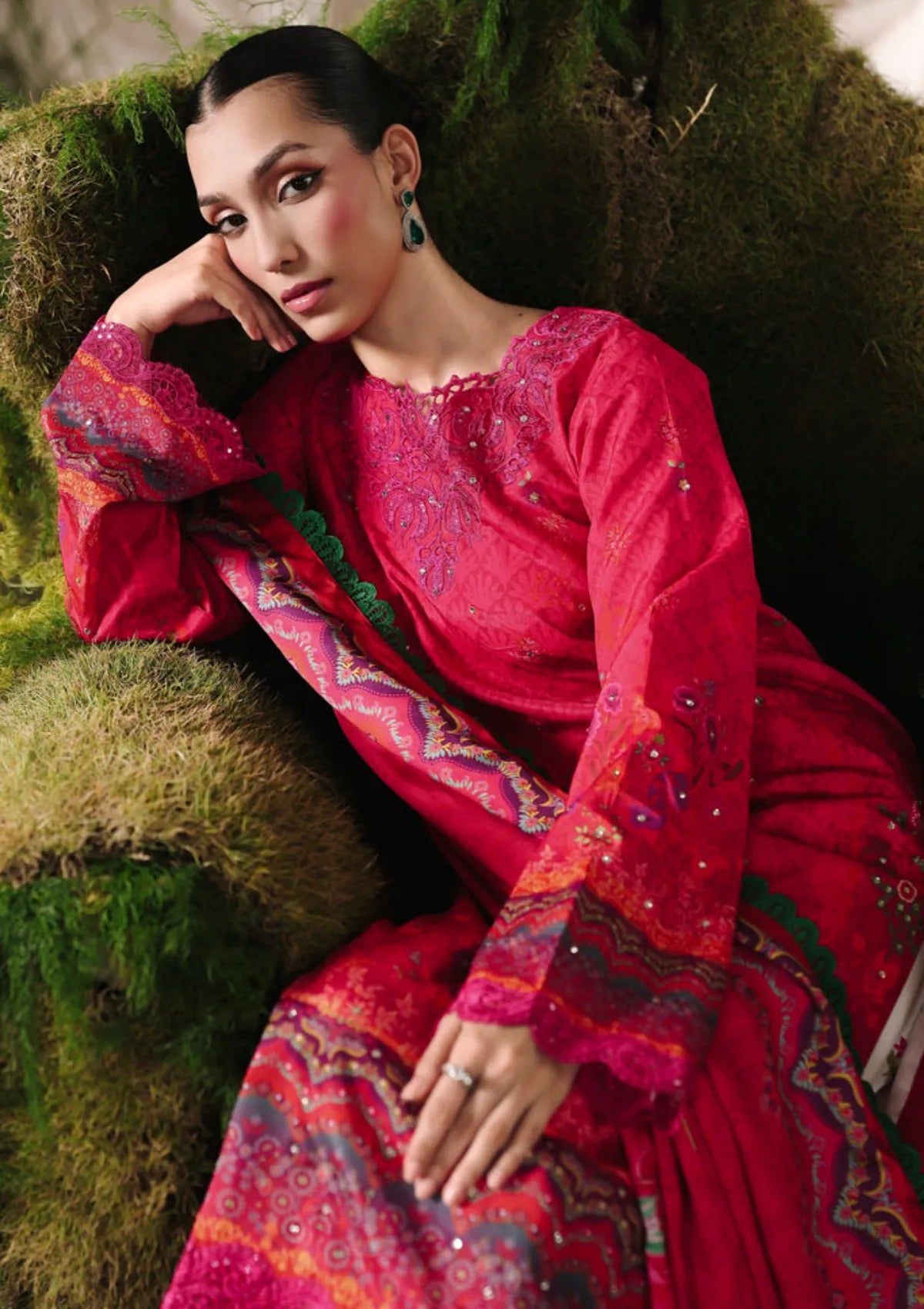 mohsin-saeed-fabrics-is-selling-online-and-in stores-Luxury-daily-wear-wedding-wear-formal-wear-in-budgeted-price-This-product-is-from-rajbari-silah-silk-edit25-d-05-is-available-on-Mohsin-saeed-fabrics-website.